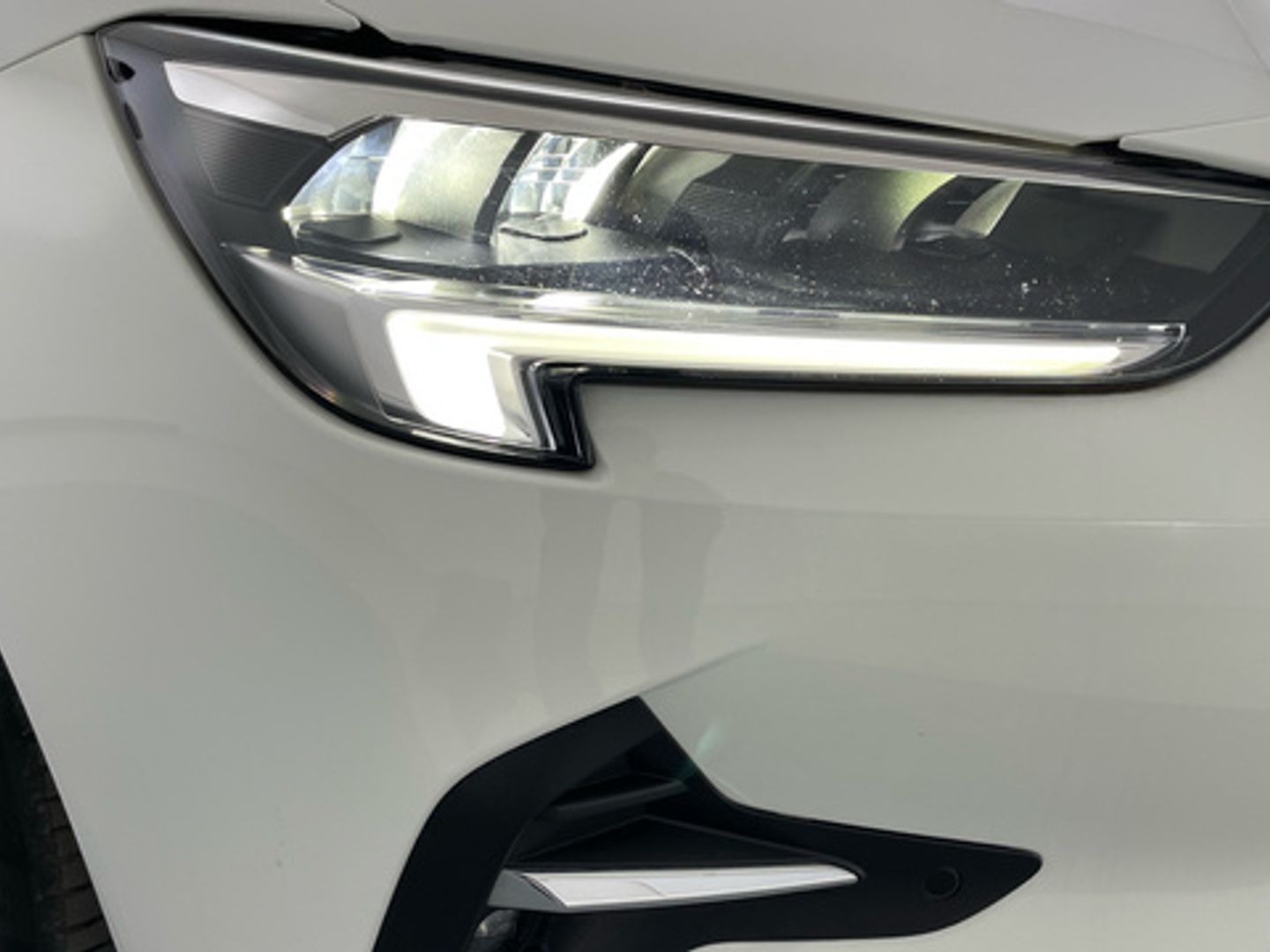 Opel Insignia 1.5D DVH GS Business Edition MT6 90 kW (122 CV)