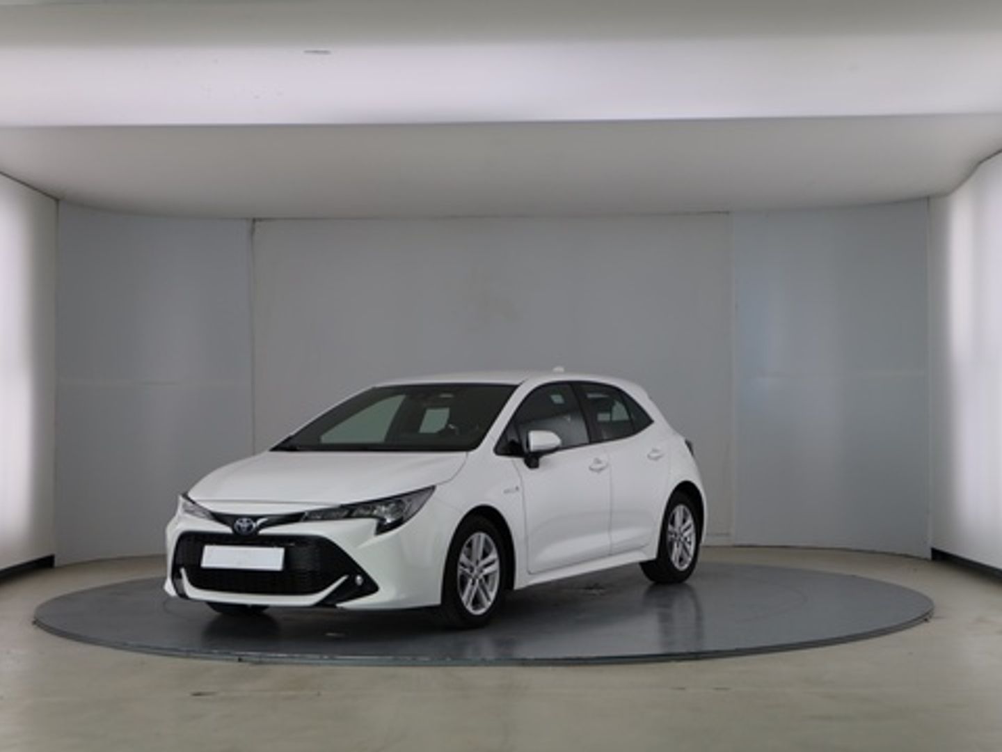Toyota Corolla 1.8 125 Híbrido Active Tech E-CVT 90 kW (122 CV) Blanco Compact