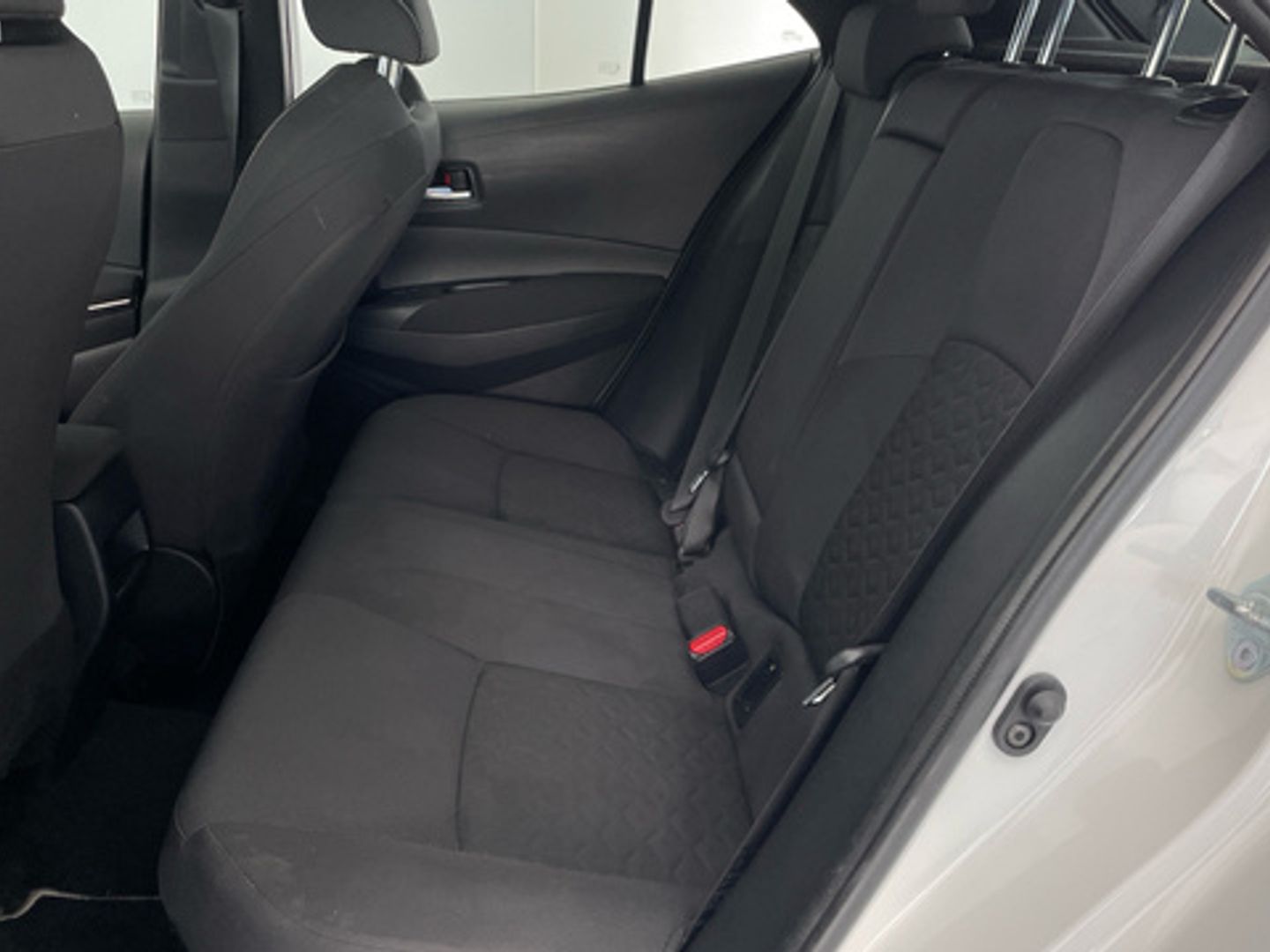 Toyota Corolla 1.8 125 Híbrido Active Tech E-CVT 90 kW (122 CV)