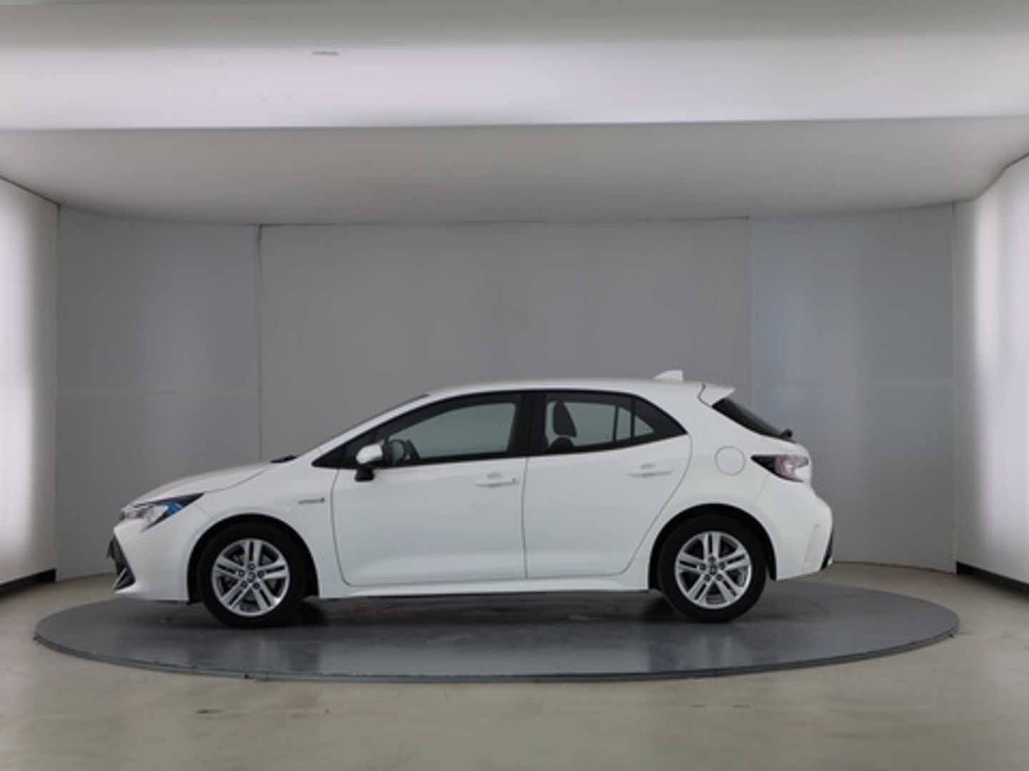 Toyota Corolla 1.8 125 Híbrido Active Tech E-CVT 90 kW (122 CV)