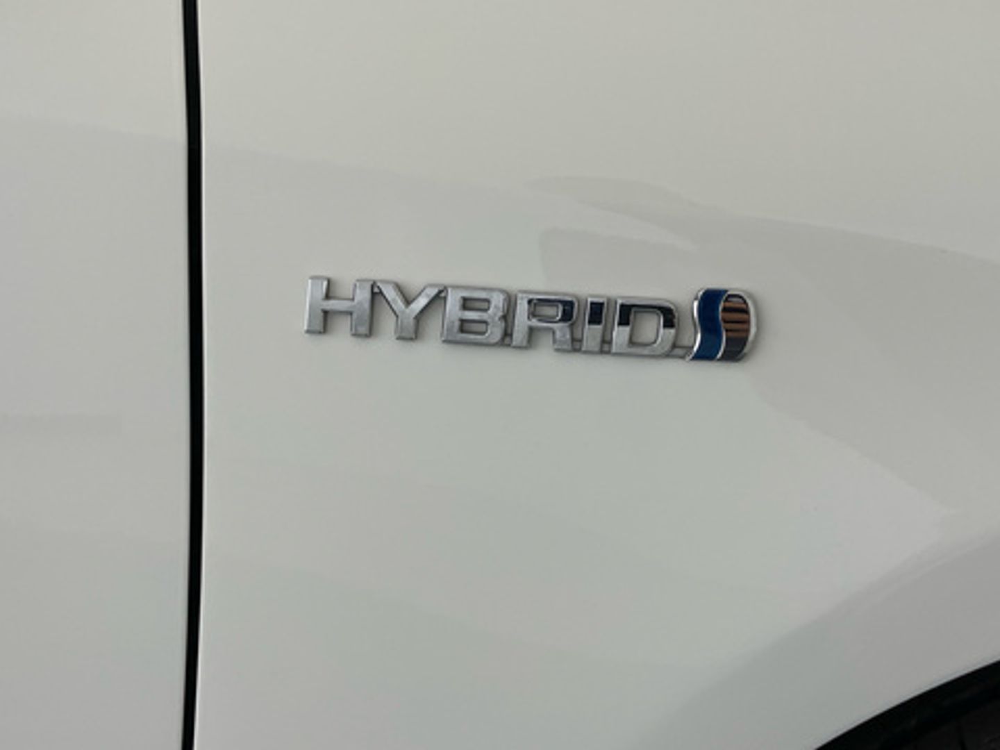 Toyota Corolla 1.8 125 Híbrido Active Tech E-CVT 90 kW (122 CV)
