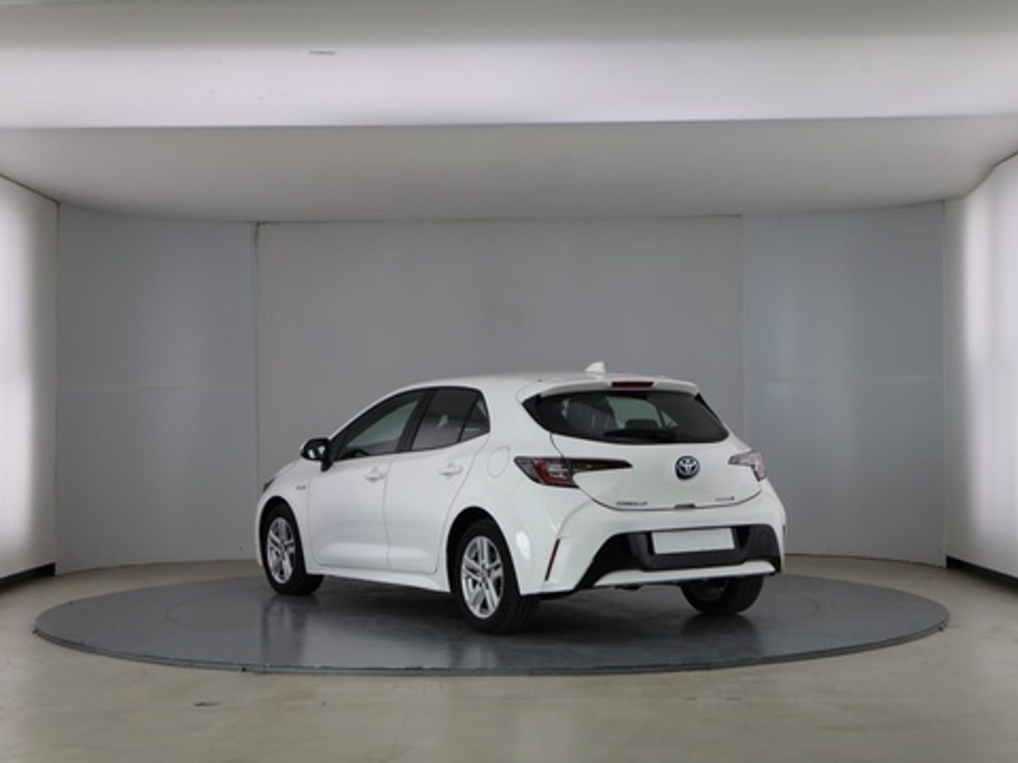 Toyota Corolla 1.8 125 Híbrido Active Tech E-CVT 90 kW (122 CV)