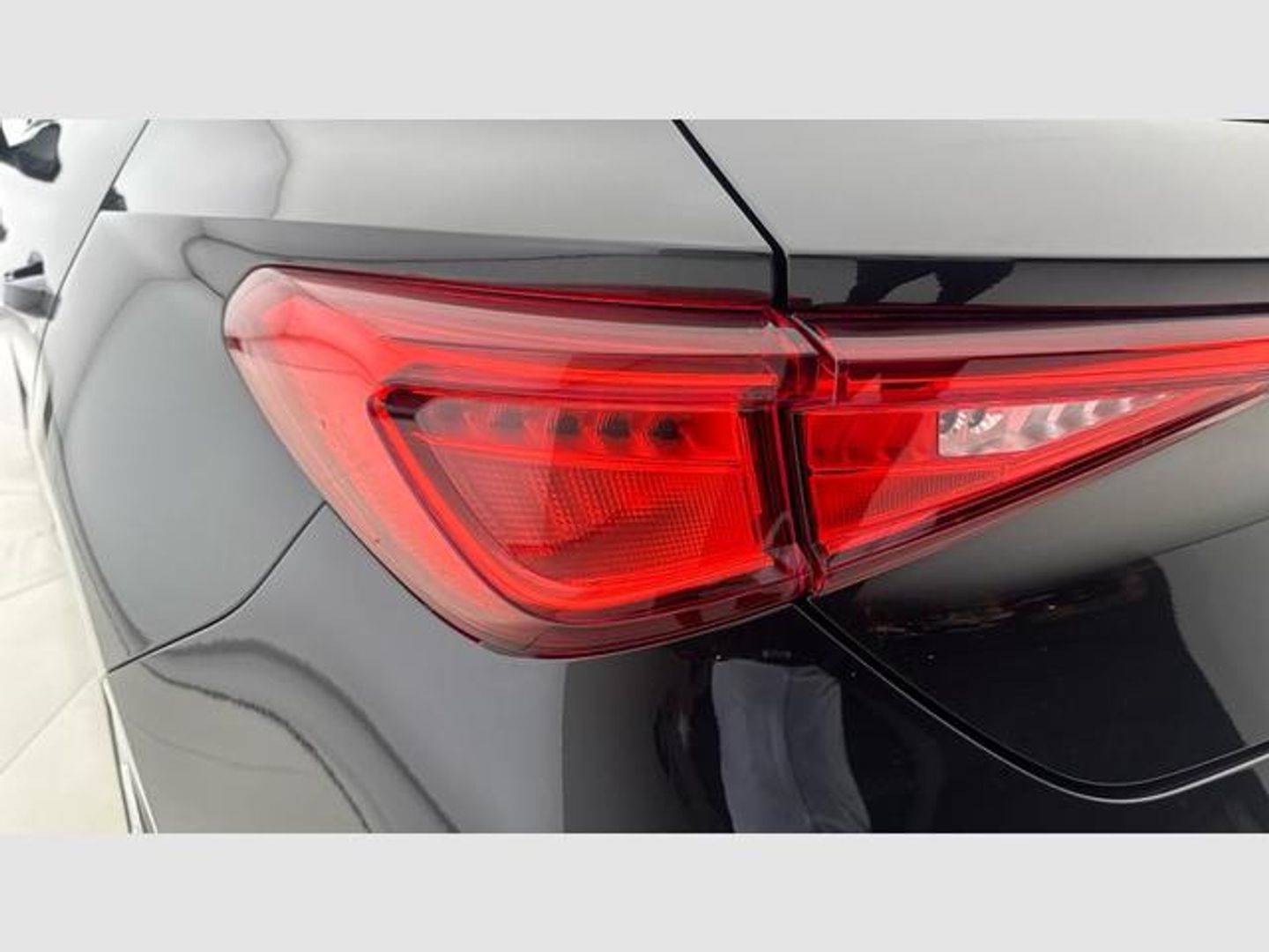 SEAT León 1.5 eTSI S&S Style Special Edition Vision DSG 110 kW (150 CV)