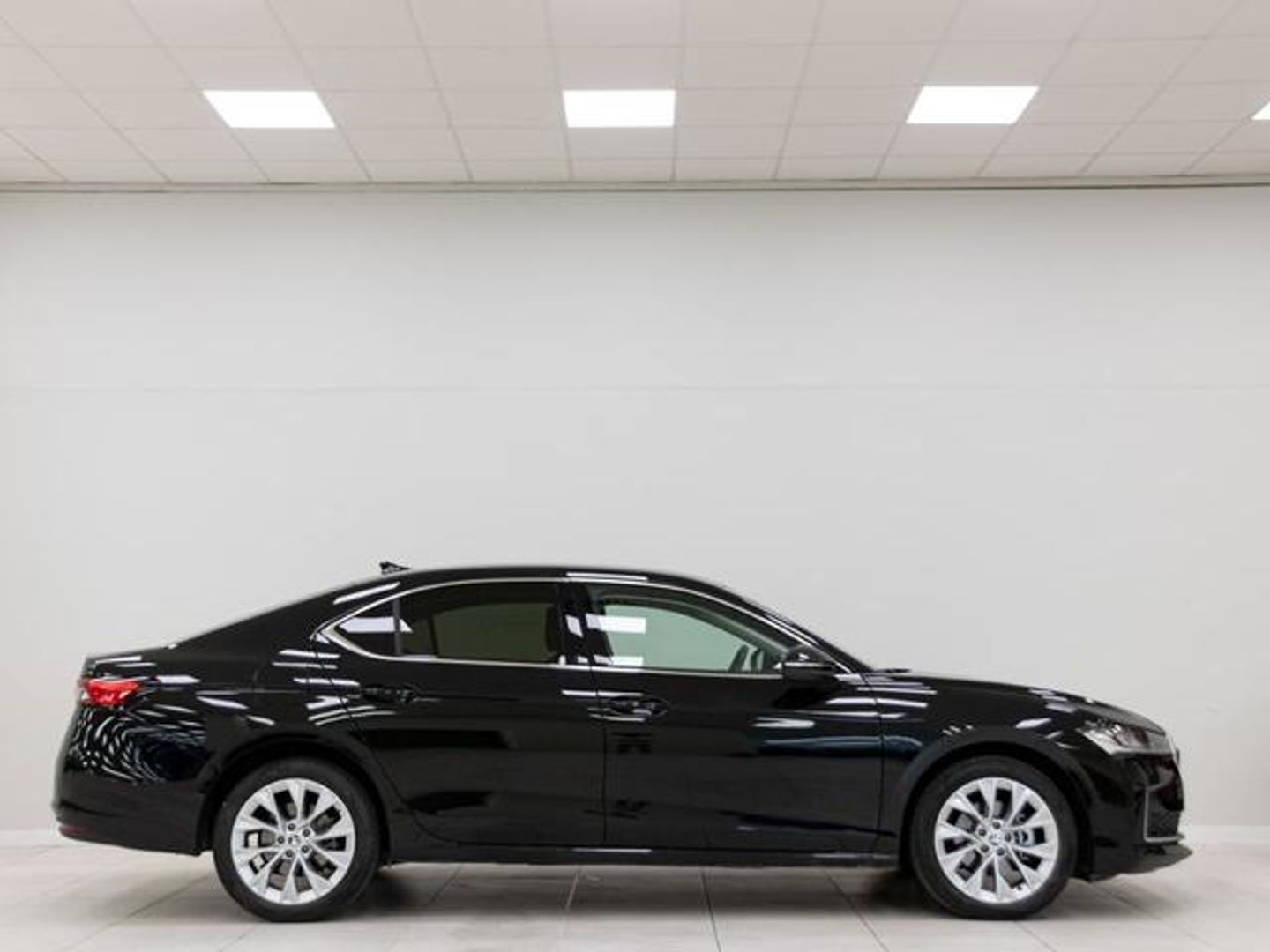 Skoda Superb 2.0 TDI Selection DSG 110 kW (150 CV)