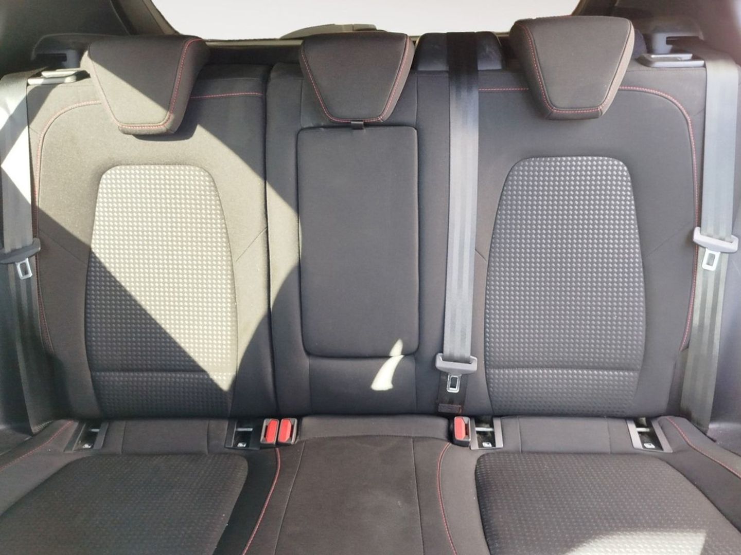 Ford Focus 1.0 Ecoboost MHEV ST-Line 114 kW (155 CV) Gris Plata Compact