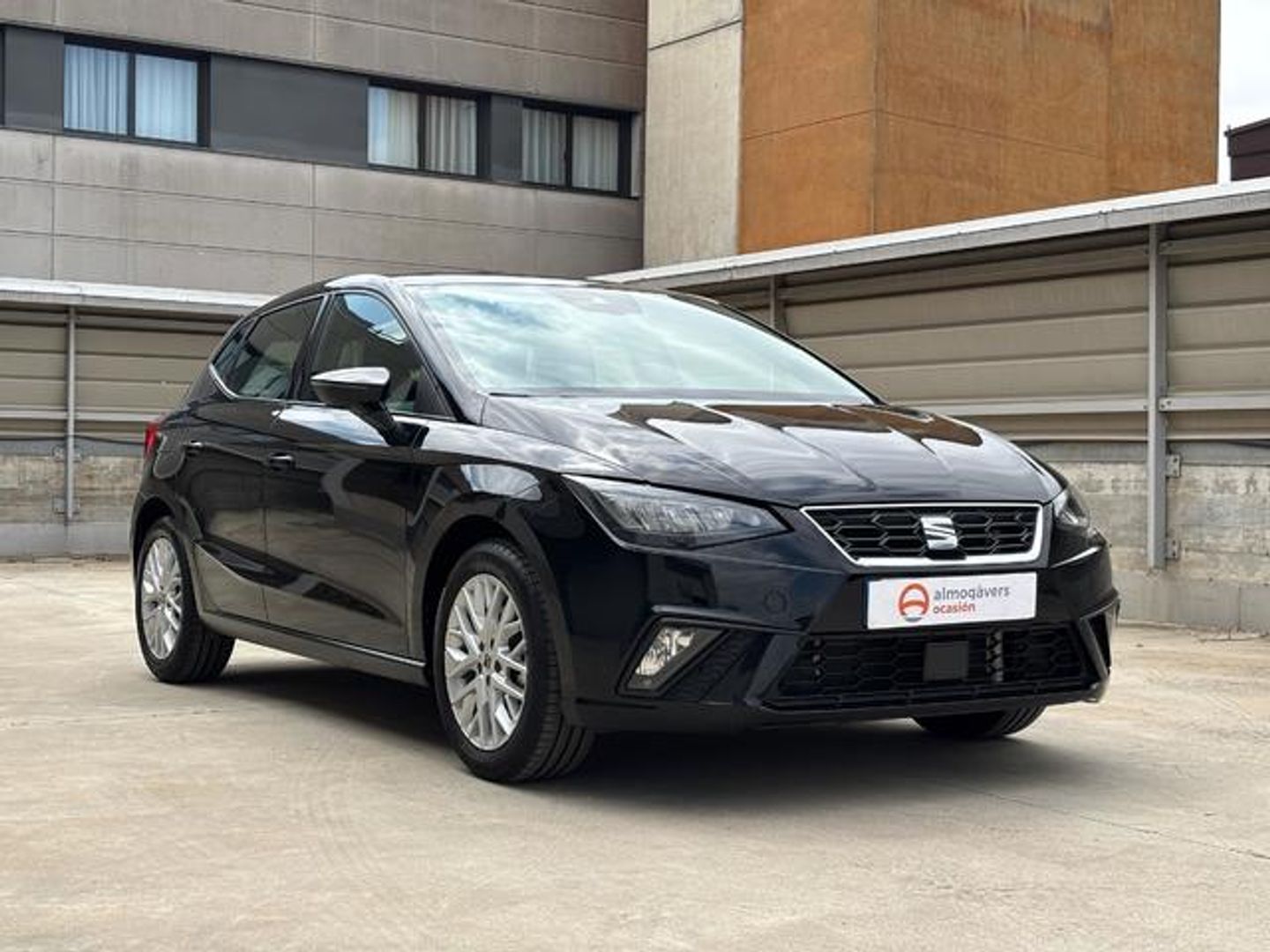 SEAT Ibiza 1.0 TSI FR XM 85 kW (115 CV) Negro Sedan