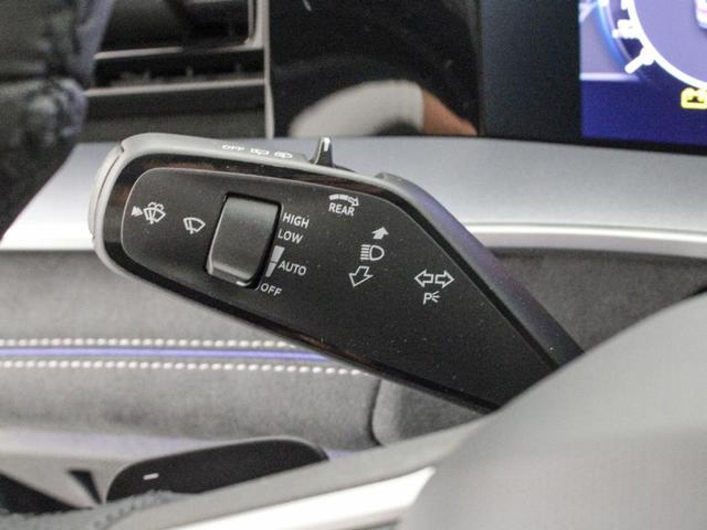 Volkswagen Tayron R-Line 1.5 eTSI 110 kW (150 CV) DSG