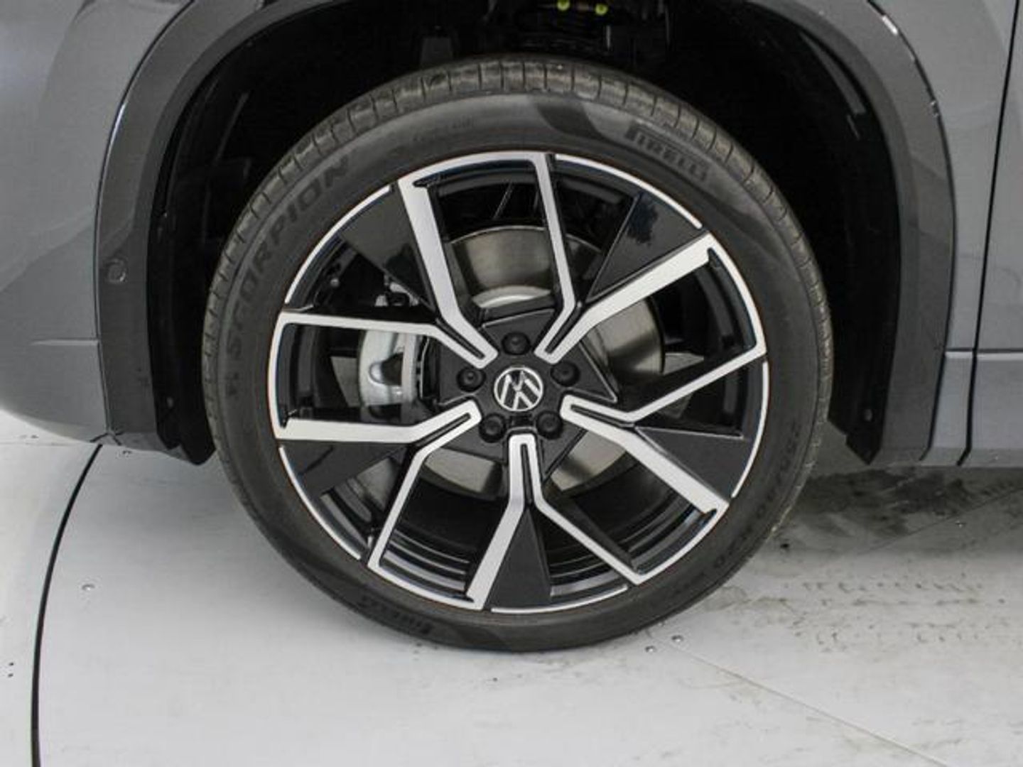 Volkswagen Tayron R-Line 1.5 eTSI 110 kW (150 CV) DSG