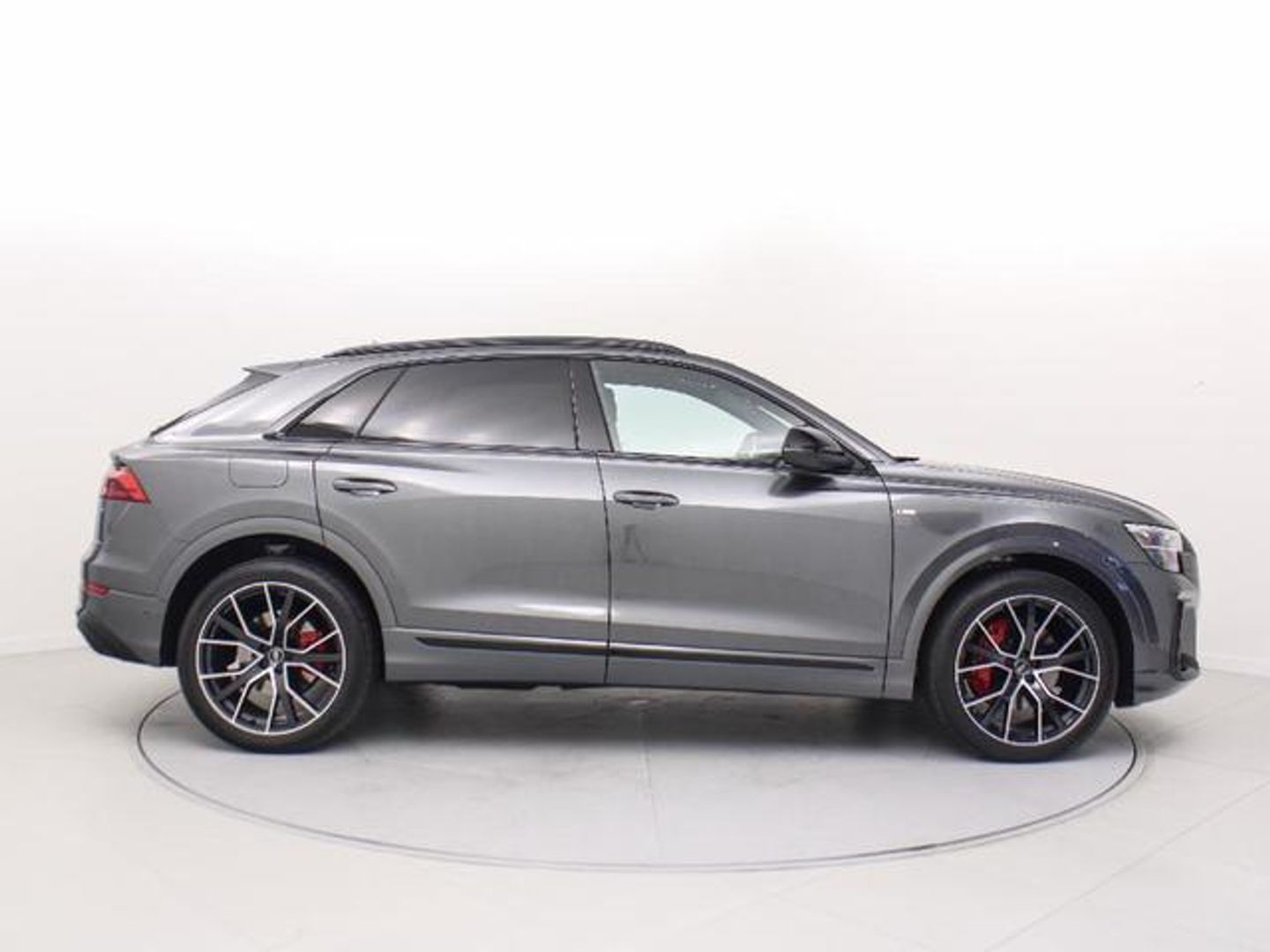 Audi Q8 Black line 50 TDI quattro 210 kW (286 CV) tiptronic Gris SUV