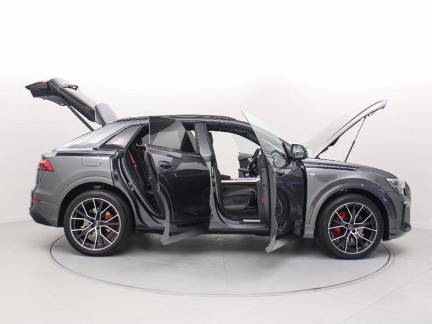 Audi Q8 Black line 50 TDI quattro 210 kW (286 CV) tiptronic Gris SUV