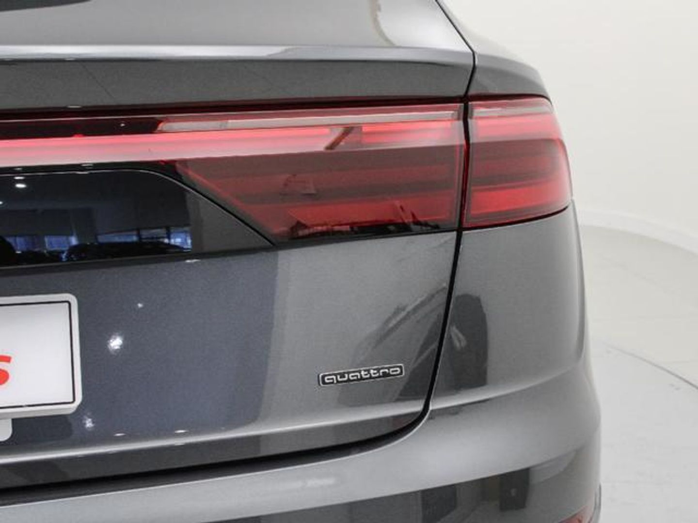 Audi Q8 Black line 50 TDI quattro 210 kW (286 CV) tiptronic Gris SUV