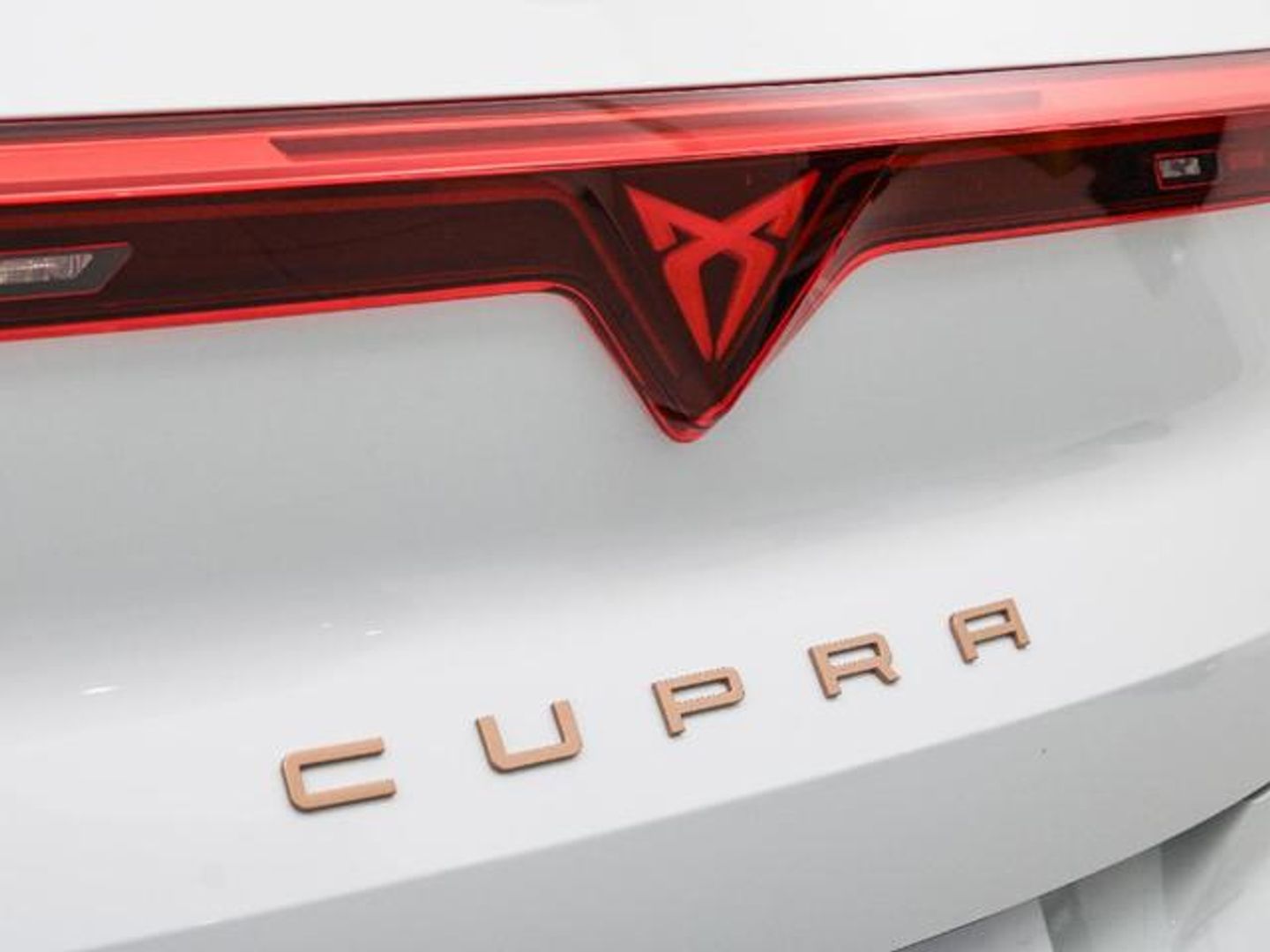 CUPRA Terramar 1.5 TSI e-Hybrid DSG 150 kW (204 CV)