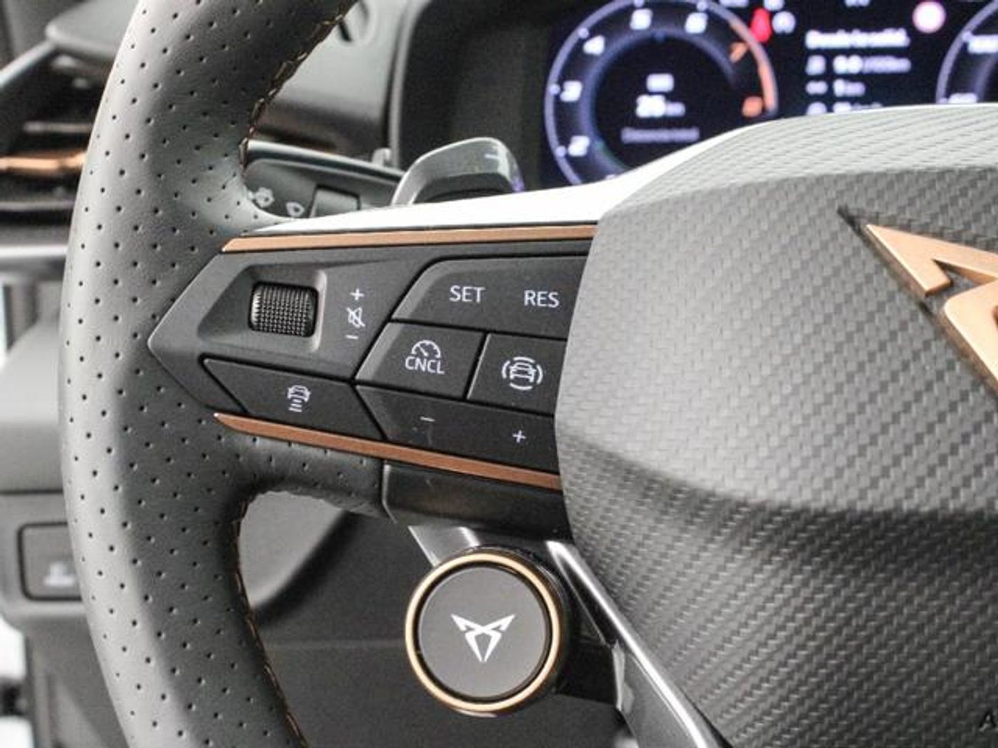 CUPRA Terramar 1.5 TSI e-Hybrid DSG 150 kW (204 CV)