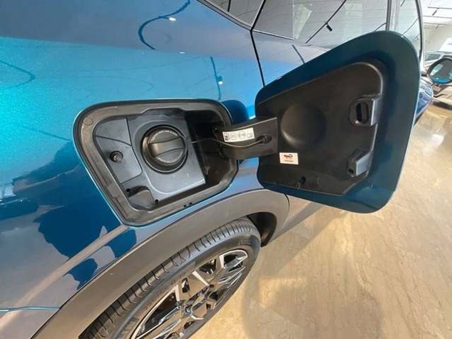 Peugeot 3008 Allure Hybrid eDCS6 100 kW (136 CV)