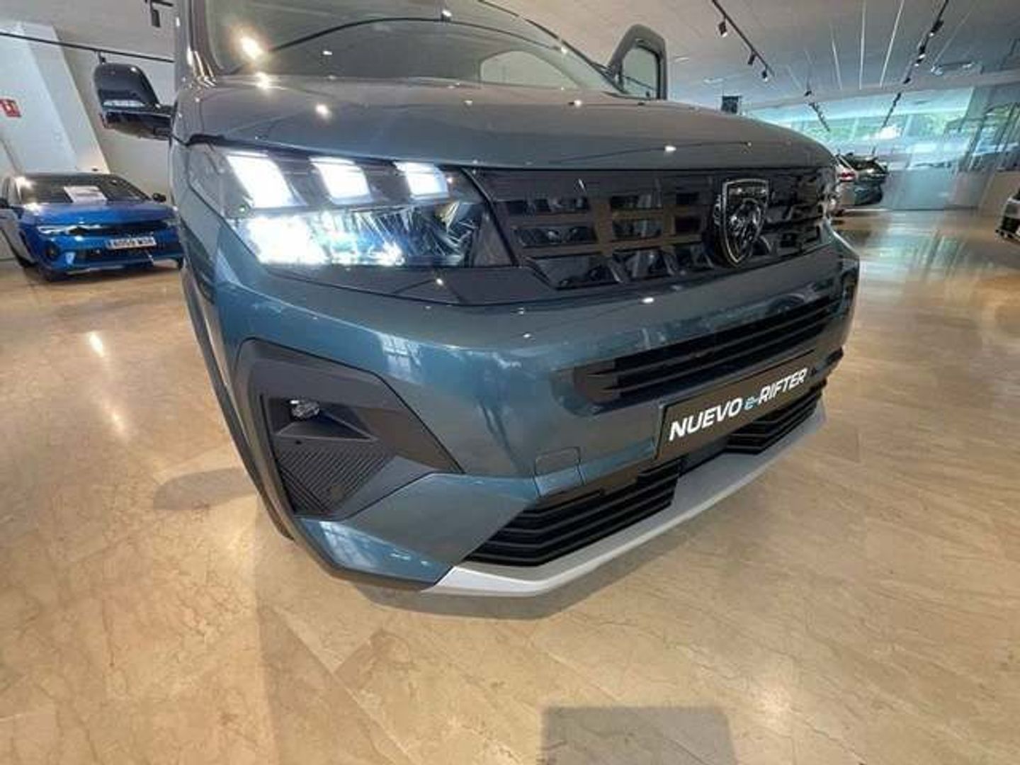 Peugeot e-Rifter GT Standard 100 kW (136 CV)