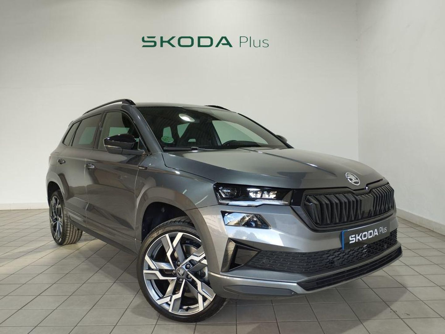 Skoda Karoq 1.5 TSI ACT Sportline DSG 110 kW (150 CV) Gris SUV