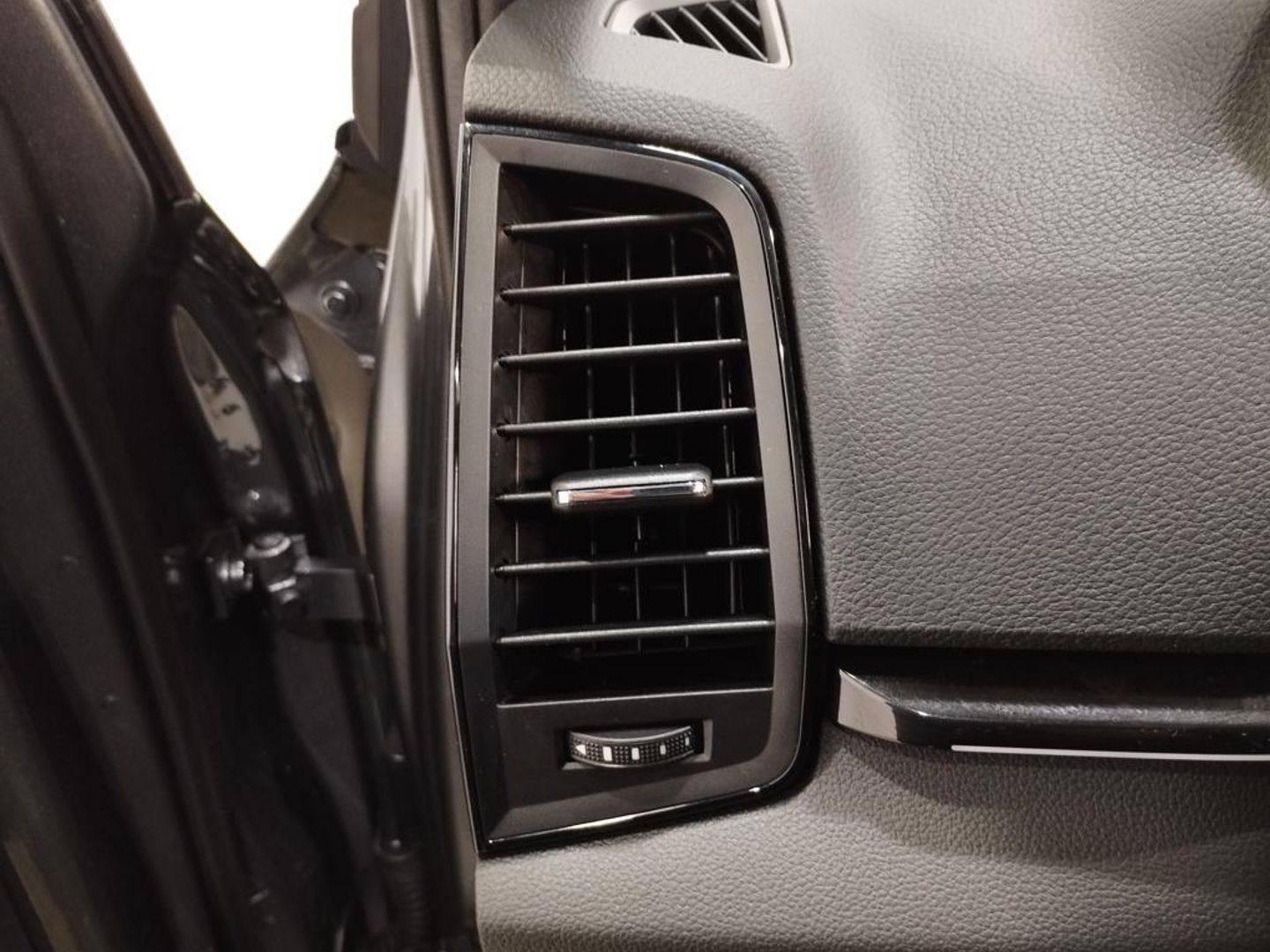 Skoda Karoq 1.5 TSI ACT Sportline DSG 110 kW (150 CV)