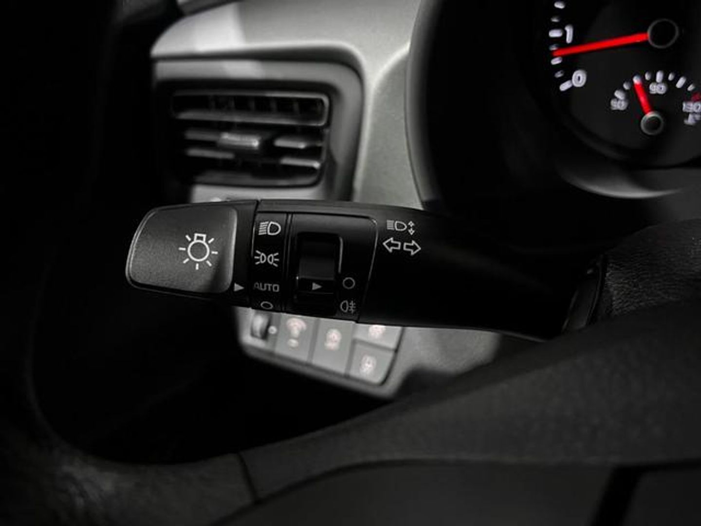 Kia Rio 1.2 DPi Concept 62 kW (84 CV)