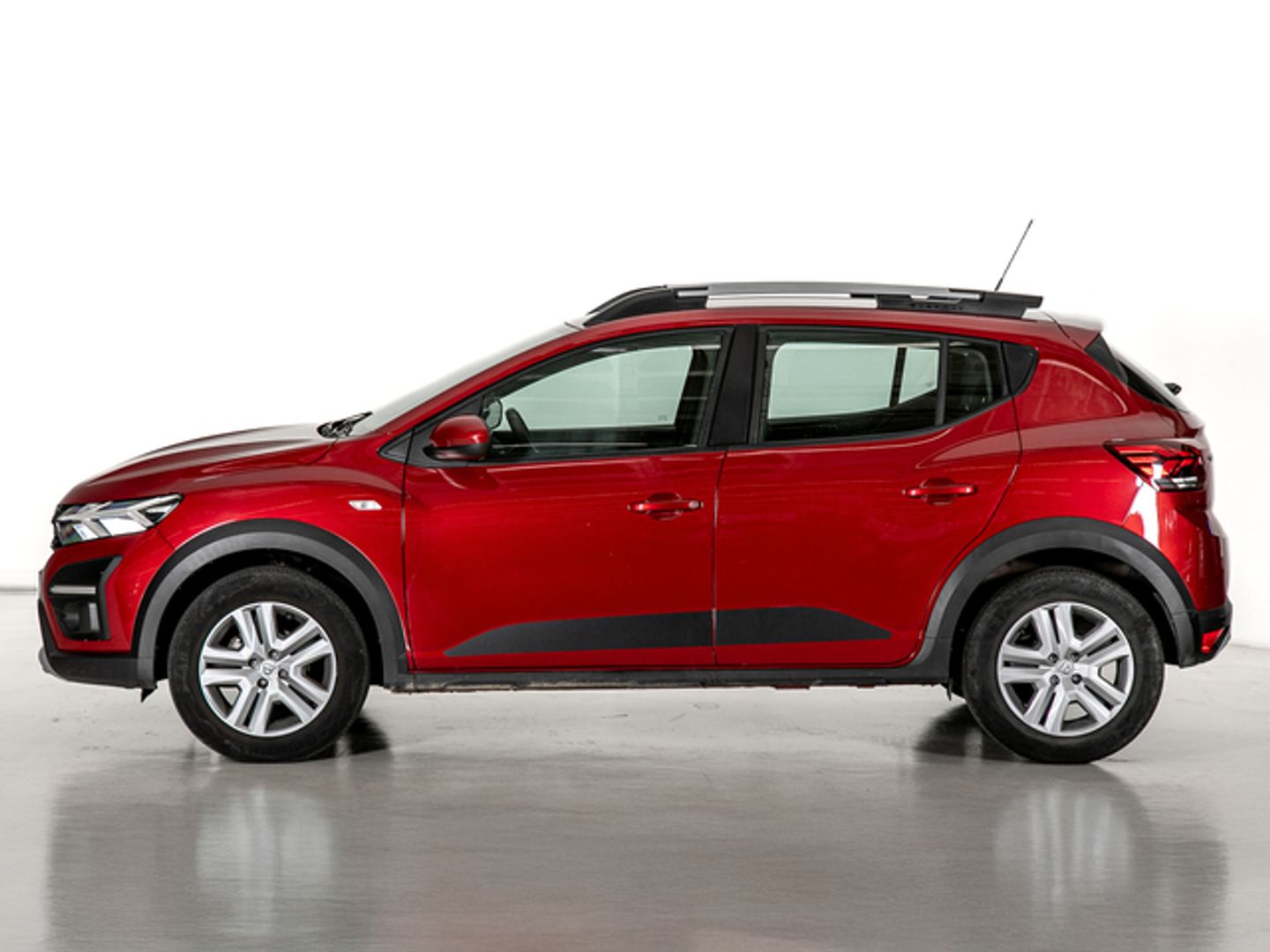 Dacia Sandero Stepway Comfort TCe 66 kW (90 CV) Rojo Compact