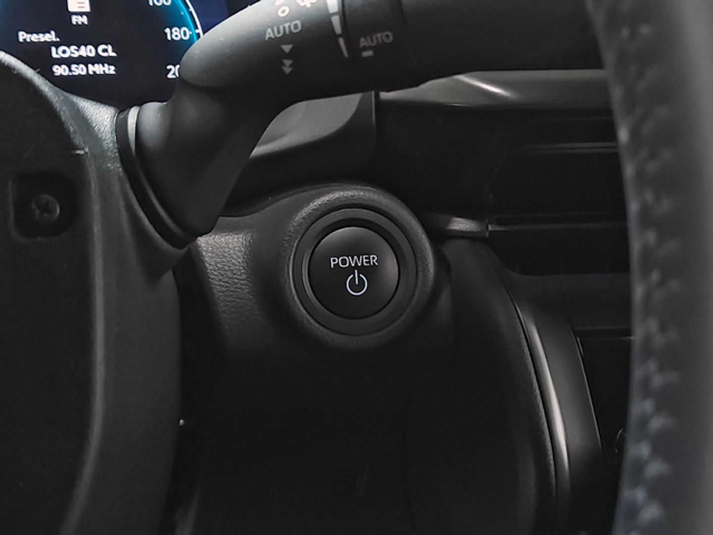 Toyota C-HR 140H Advance 103 kW (140 CV)
