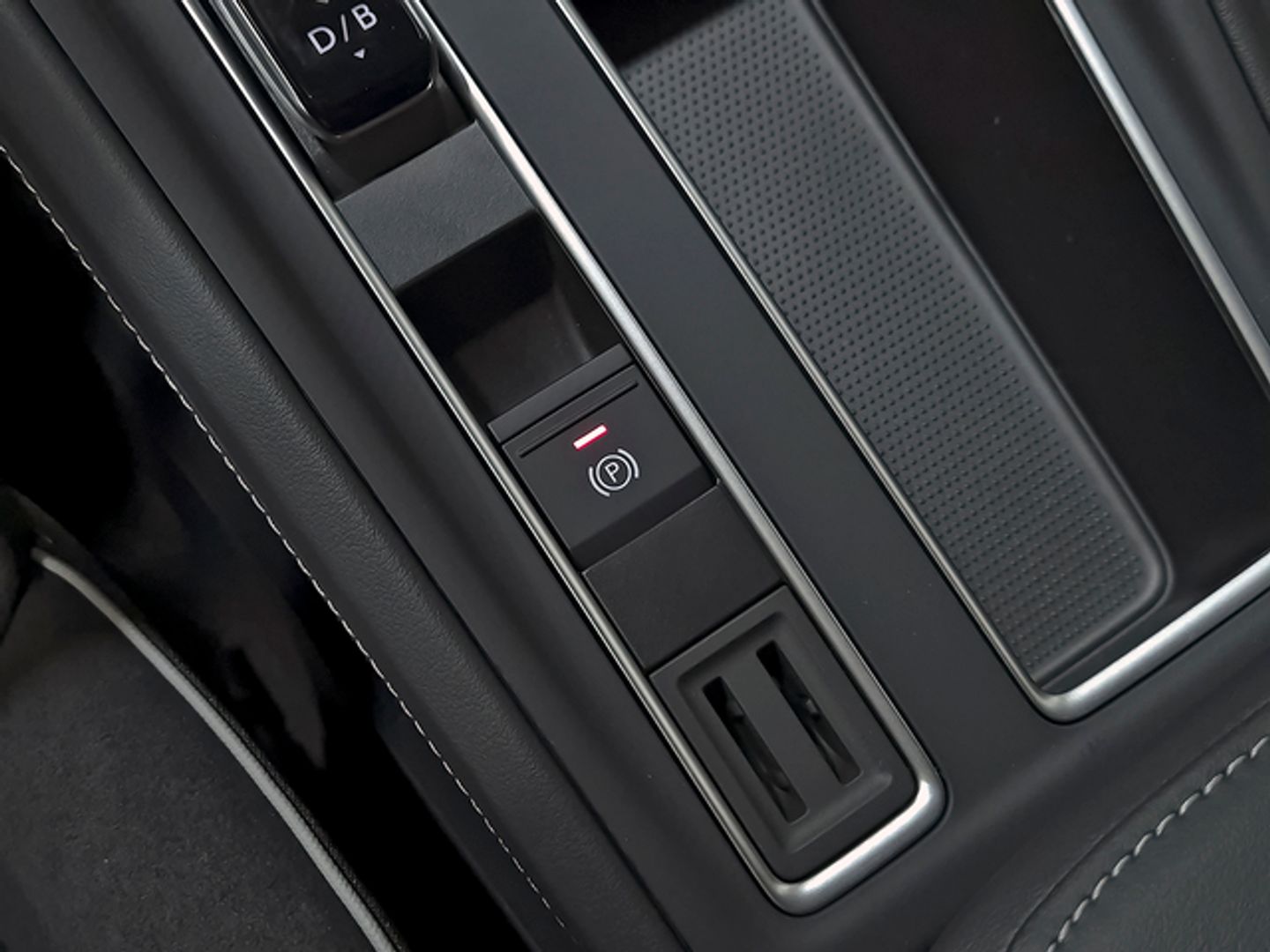 Skoda Elroq 63 kWh Sportline 150 kW (204 CV)