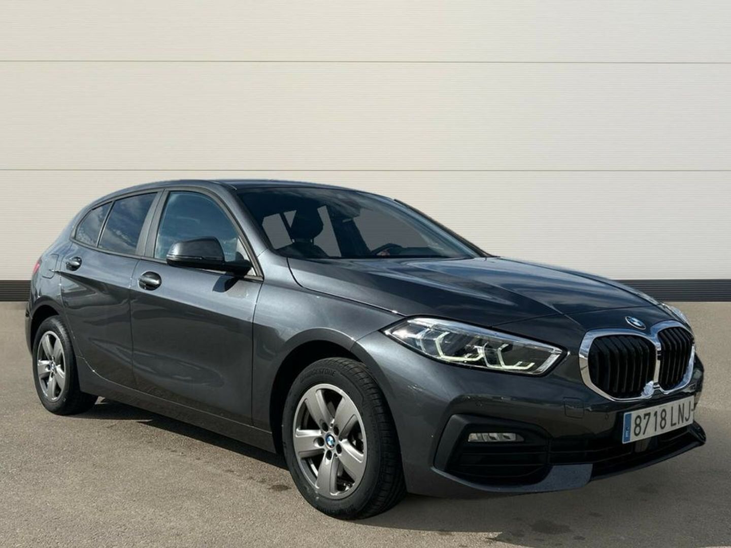 BMW Serie 1 116d 85 kW (116 CV) Gris Compact