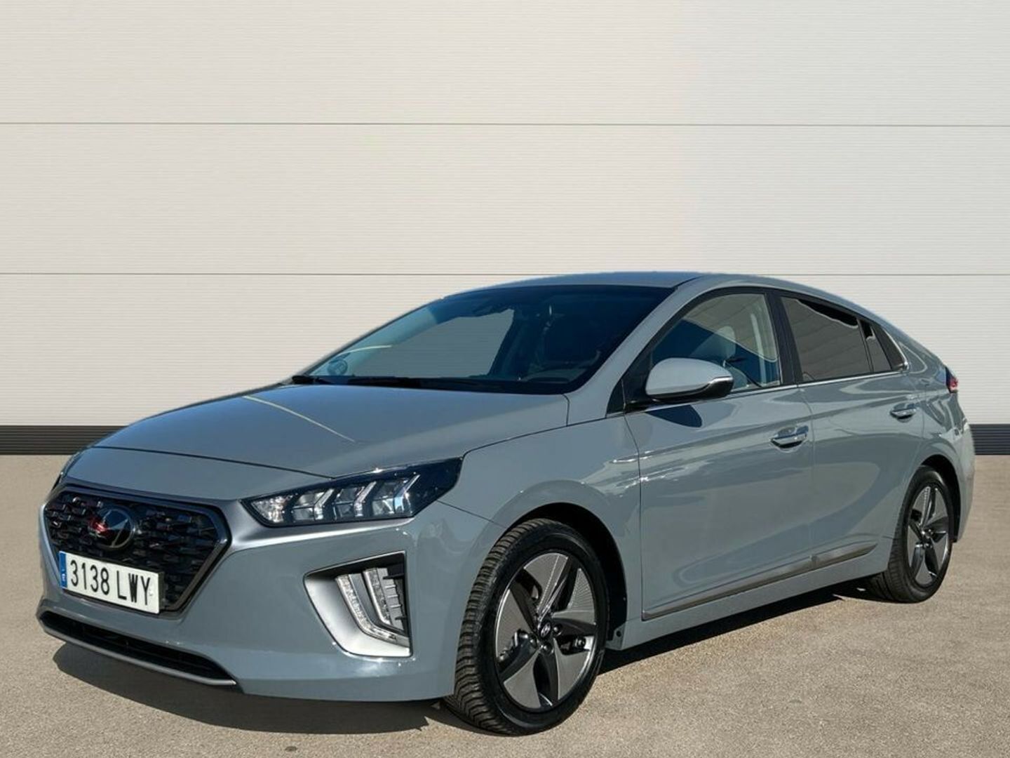 Hyundai Ioniq 1.6 GDI HEV Tecno DCT 104 kW (141 CV)