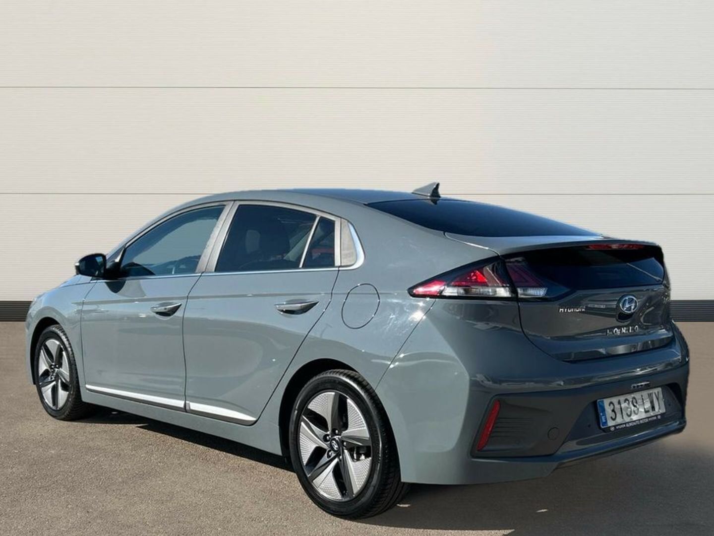 Hyundai Ioniq 1.6 GDI HEV Tecno DCT 104 kW (141 CV)