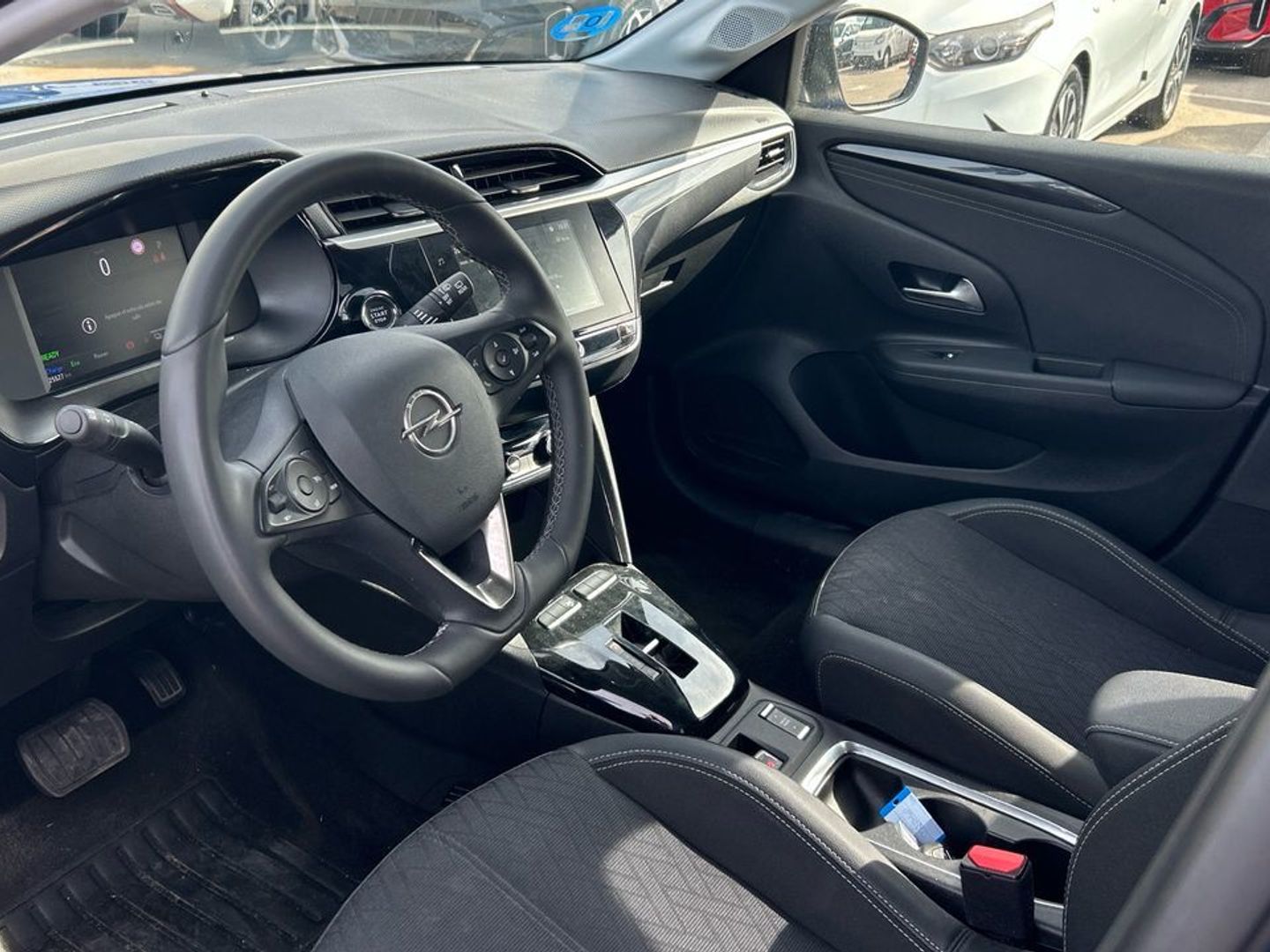 Opel Corsa-e 50kWh Elegance-e 100 kW (136 CV)