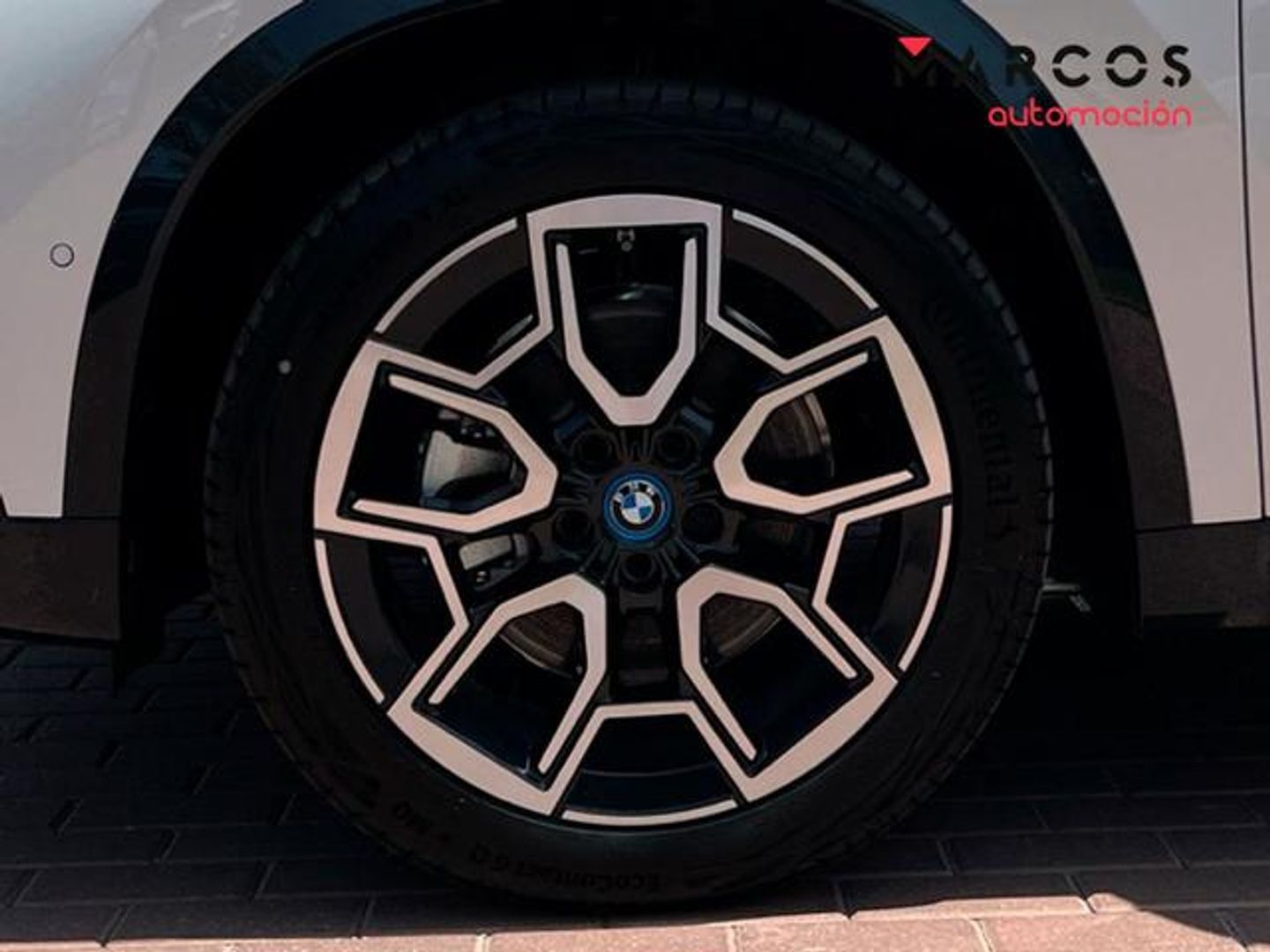 BMW iX1 xDrive30 230 kW (313 CV)