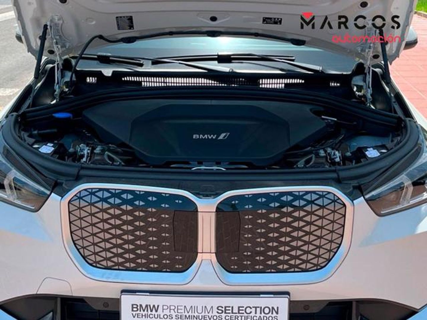 BMW iX1 xDrive30 230 kW (313 CV)