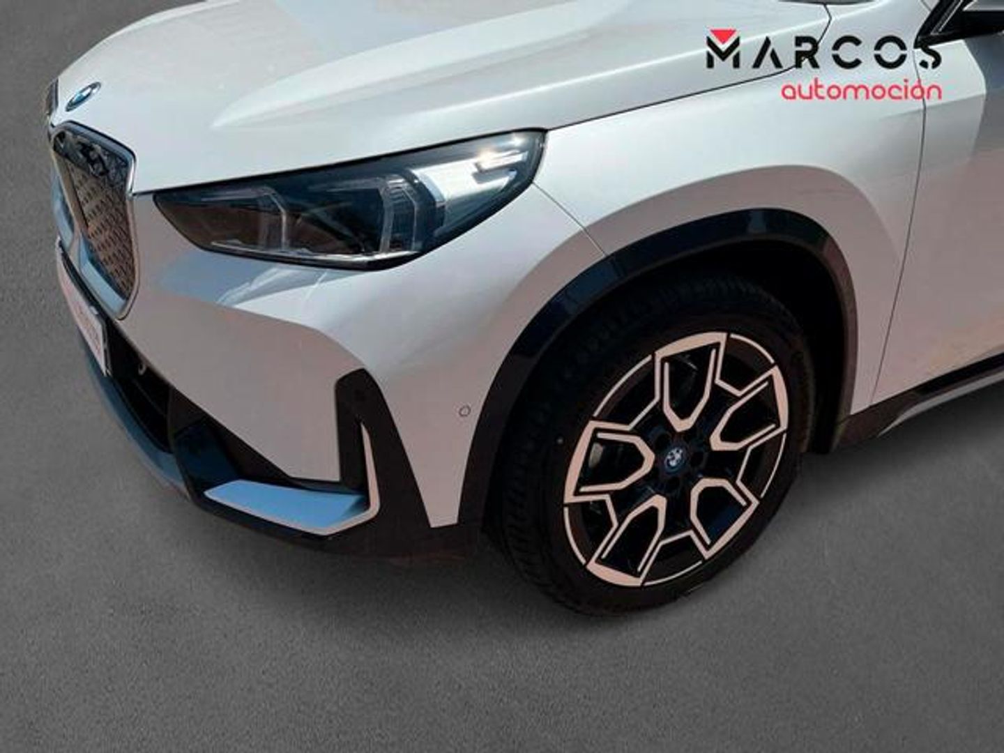 BMW iX1 xDrive30 230 kW (313 CV)