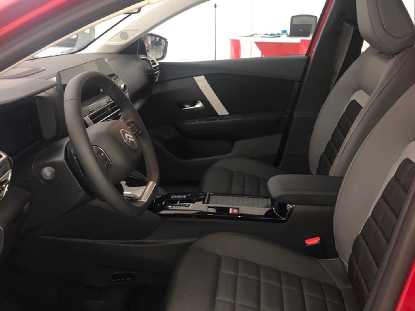Citroen C4 Hybrid 145 Plus e-DCS6 107 kW (145 CV)