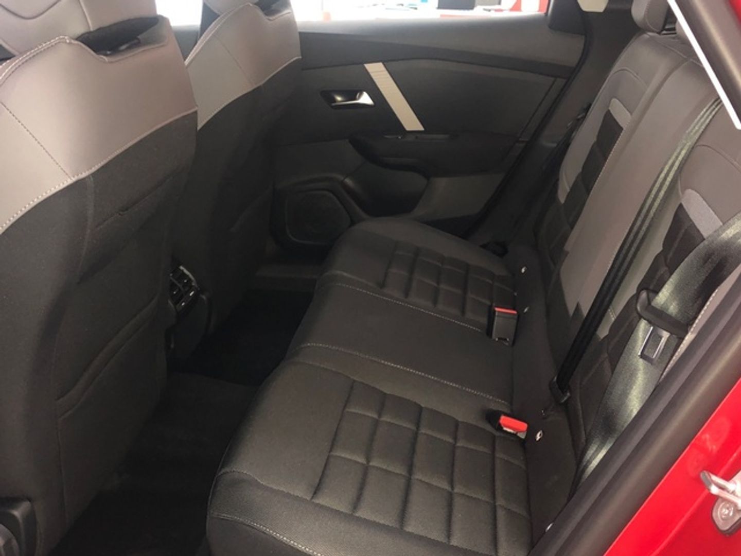 Citroen C4 Hybrid 145 Plus e-DCS6 107 kW (145 CV)