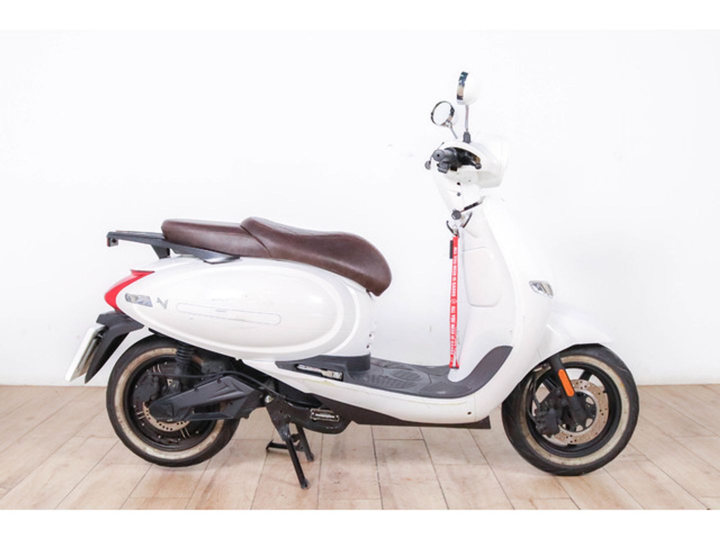 Nmoto LX06 MAX Blanco Motorcycle