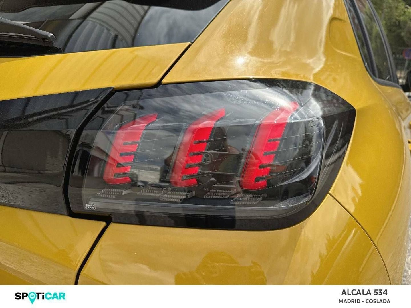 Peugeot 208 PureTech 130 Allure Pack EAT8 96 kW (130 CV)
