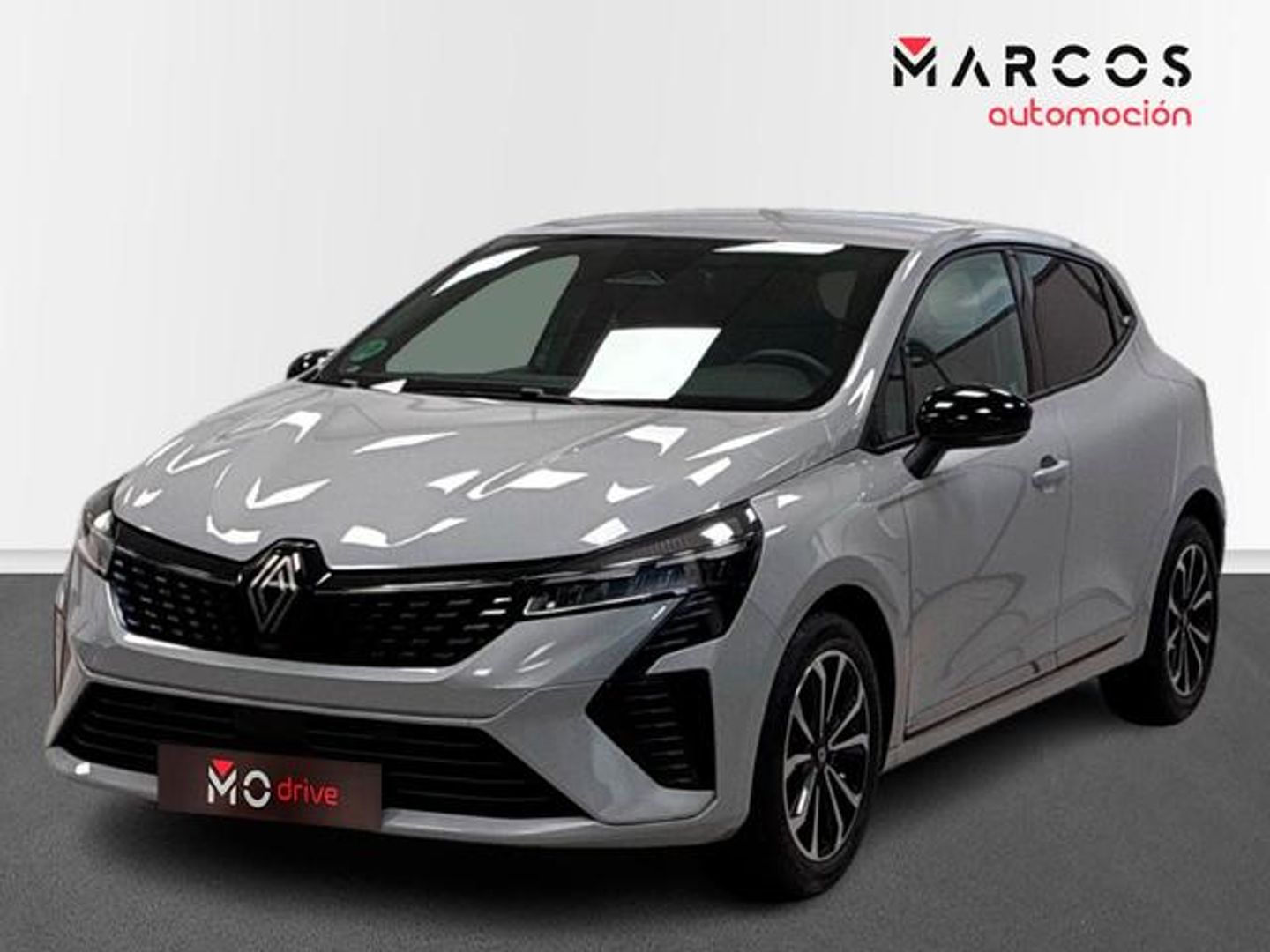 Renault Clio Techno TCe 66 kW (90 CV) Gris Sedan