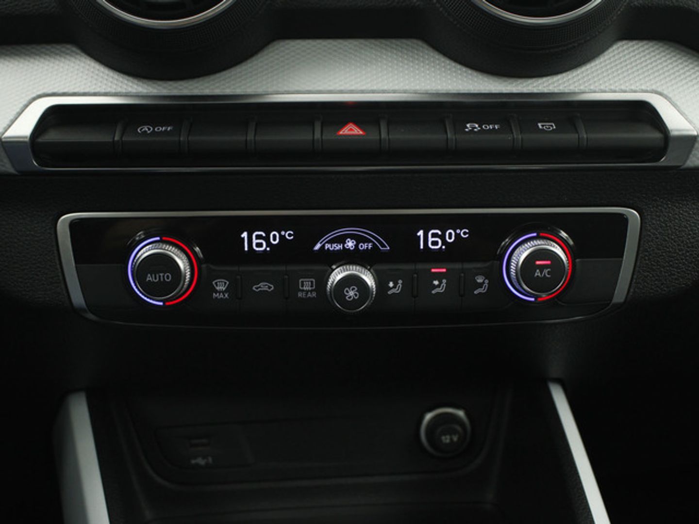 Audi Q2 design 35 TFSI 110 kW (150 CV) S tronic