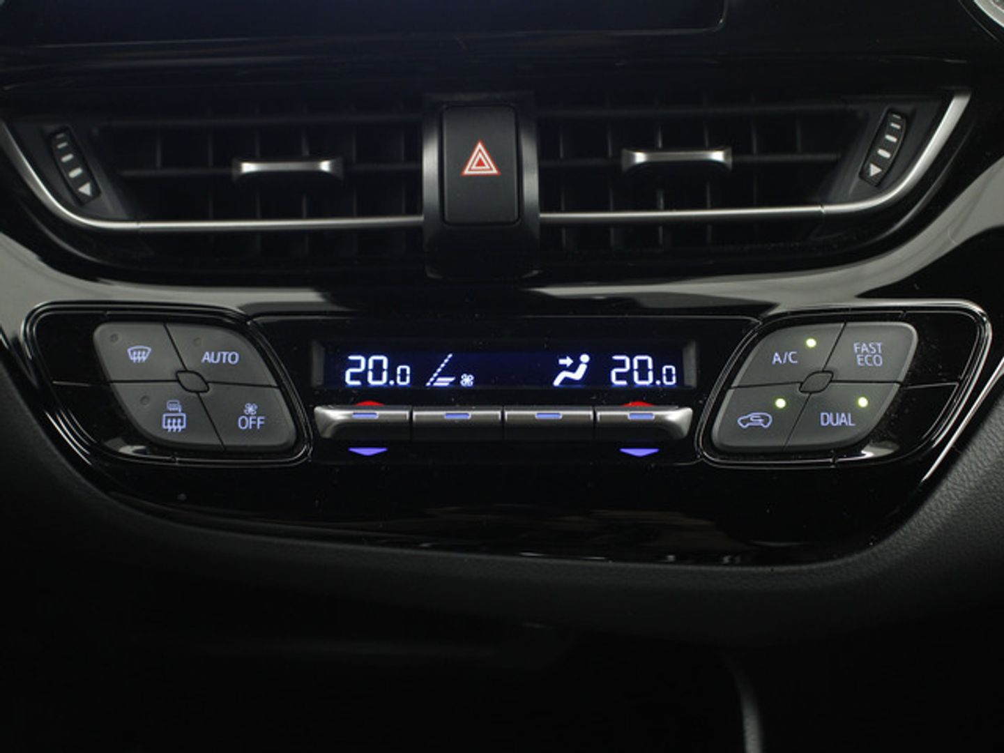 Toyota C-HR 1.8 125H Advance 90 kW (122 CV)