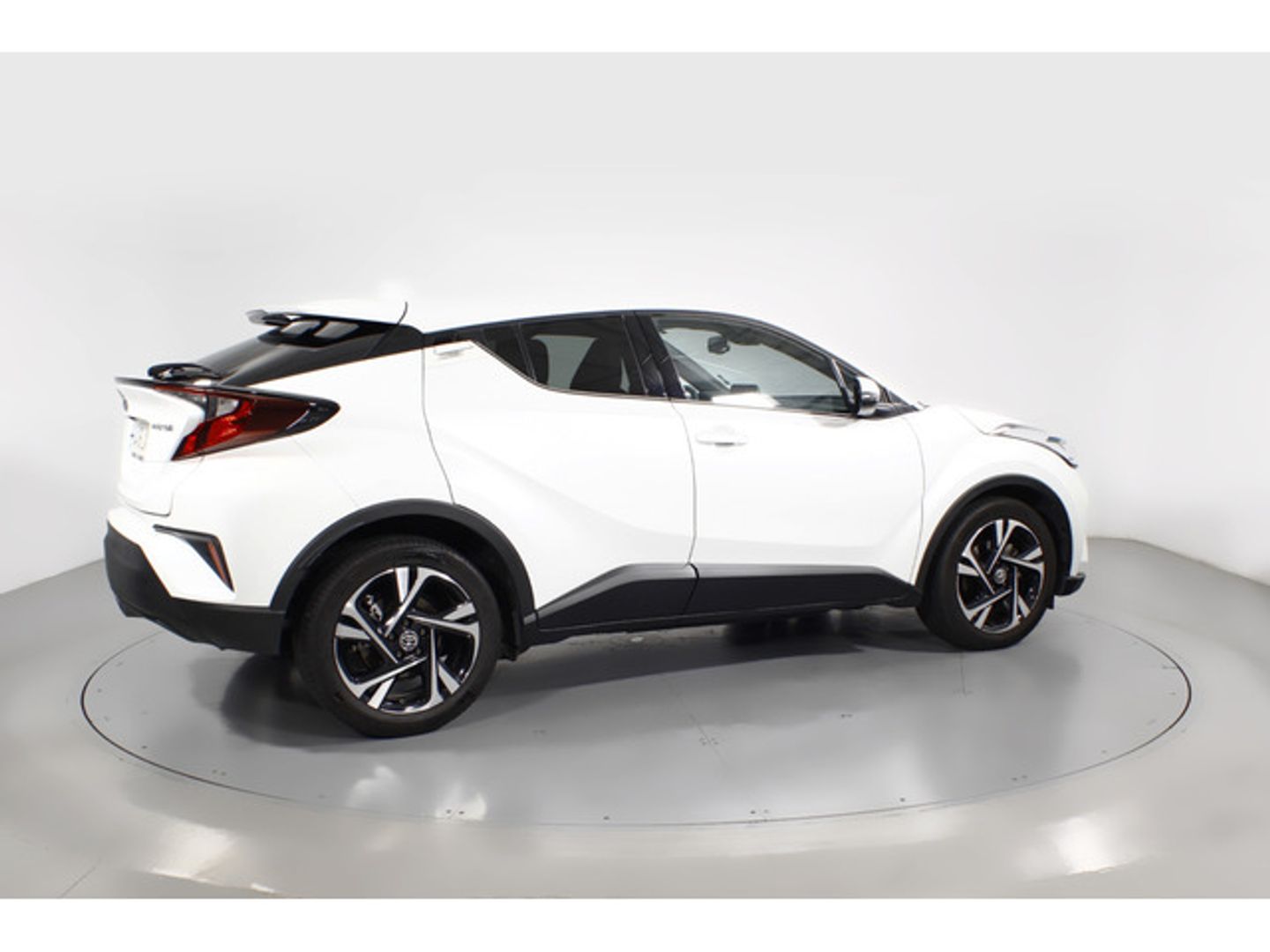 Toyota C-HR 1.8 125H Advance 90 kW (122 CV)