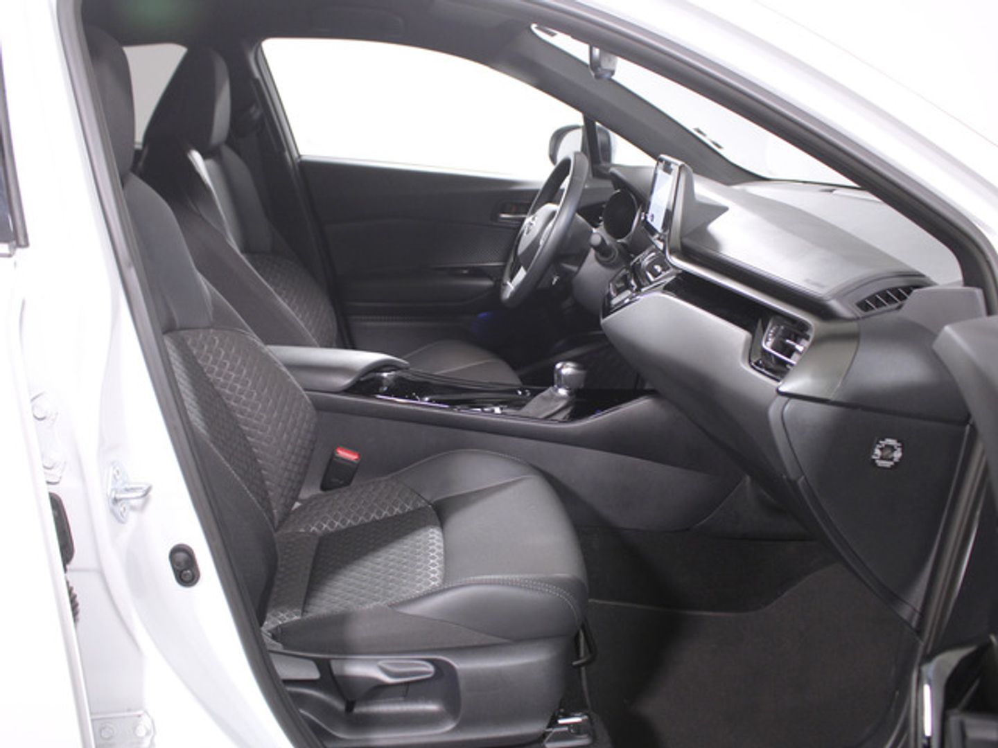 Toyota C-HR 1.8 125H Advance 90 kW (122 CV)