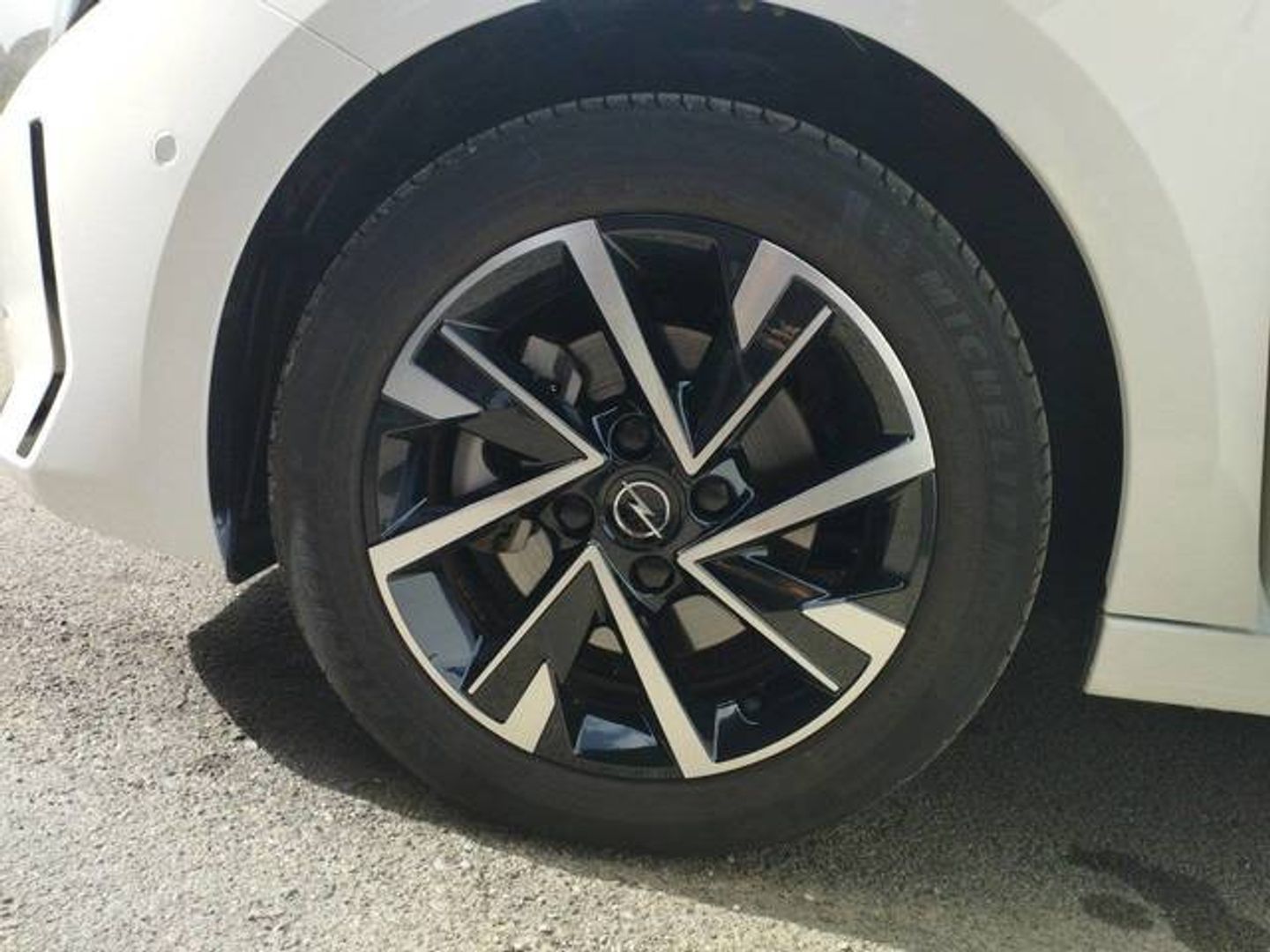 Opel Corsa 1.2 T XHL GS 74 kW (100 CV)