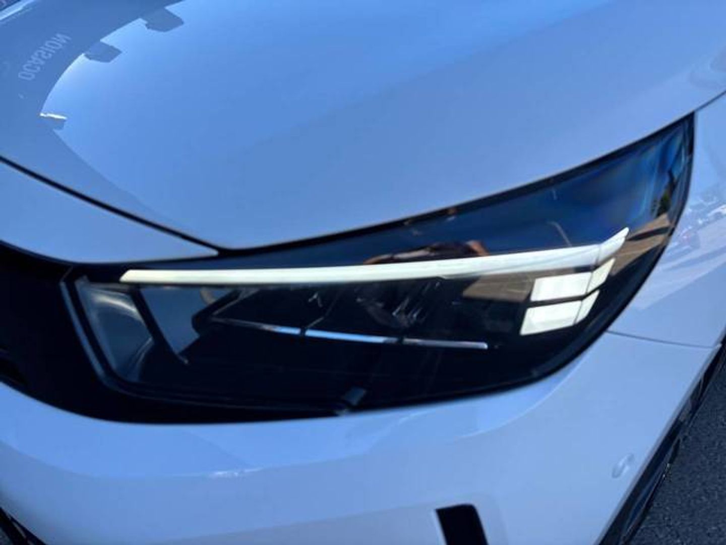 Opel Corsa 1.2 T XHL GS 74 kW (100 CV) Blanco Sedan