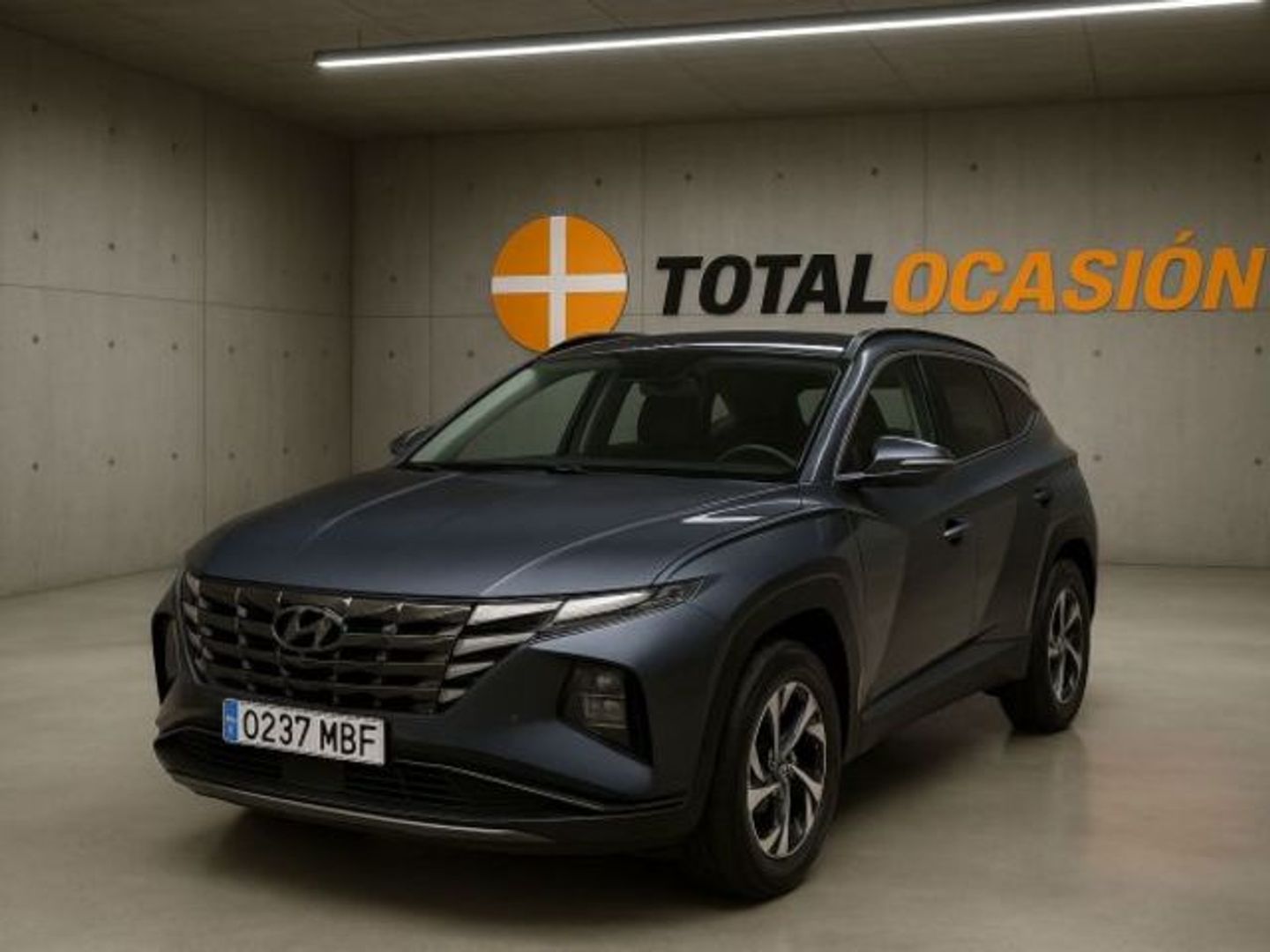 Hyundai Tucson 1.6 TGDI PHEV Tecno Sky 4x4 Auto 195 kW (265 CV) Gris SUV
