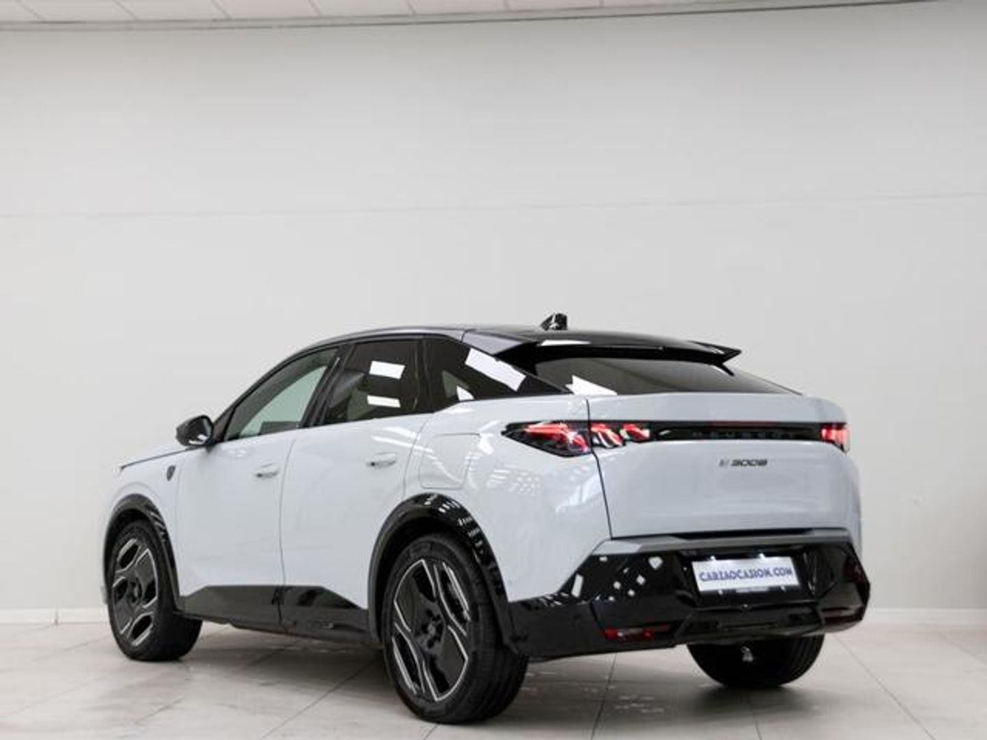 Peugeot e-3008 Eléctrico GT 157 kW (214 CV)