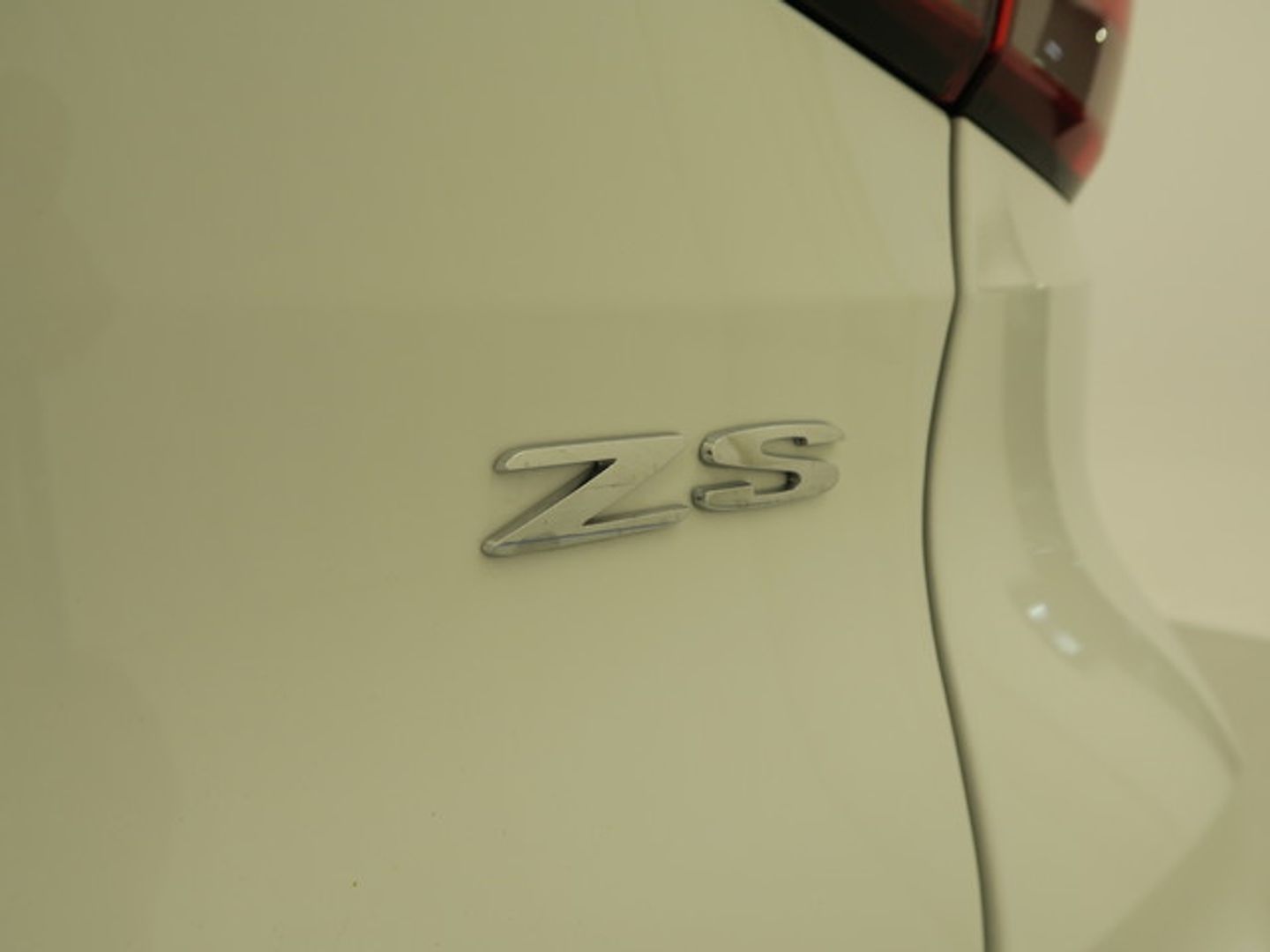 MG ZS 1.5 Luxury 78 kW (106 CV)