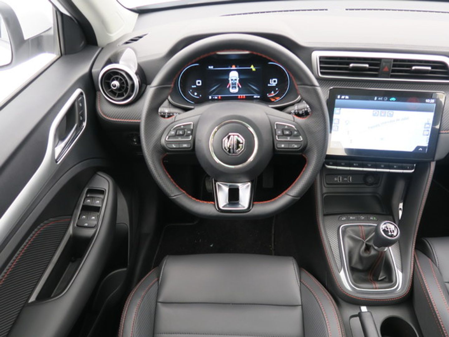 MG ZS 1.5 Luxury 78 kW (106 CV)