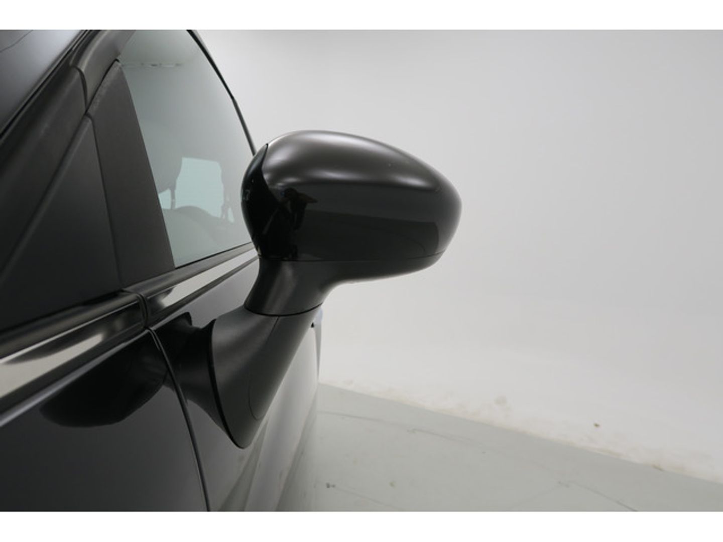 Fiat 500 1.0 Hybrid Dolcevita 51 kW (70 CV)