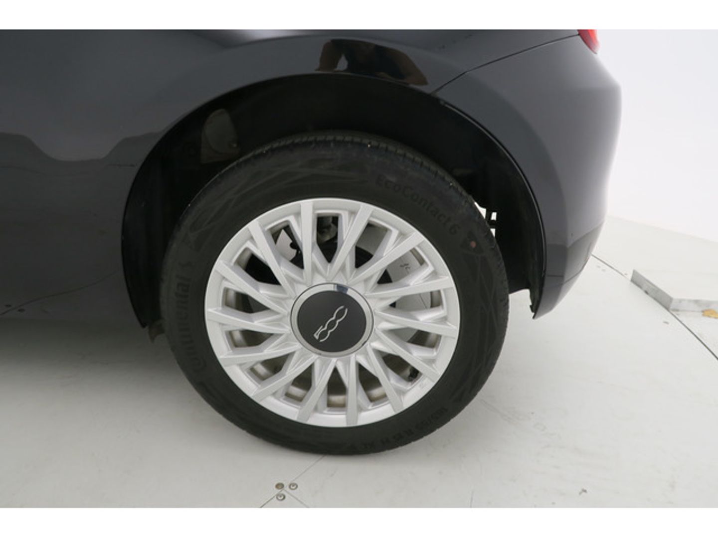 Fiat 500 1.0 Hybrid Dolcevita 51 kW (70 CV)