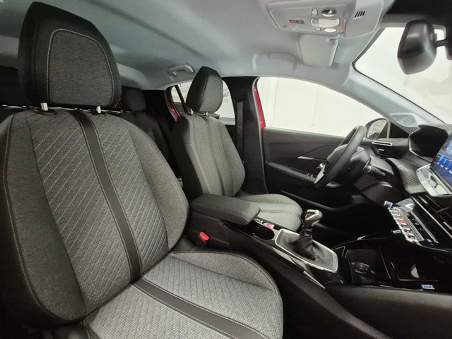 Peugeot 208 PureTech 100 Allure 75 kW (100 CV)